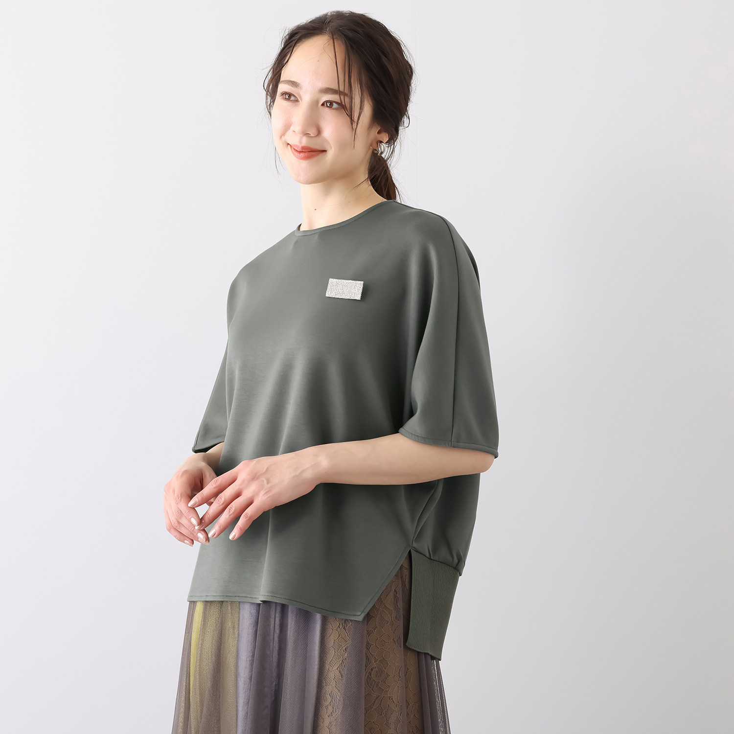 キリ　エ　キリ 後ろリブアクセント プルオーバー