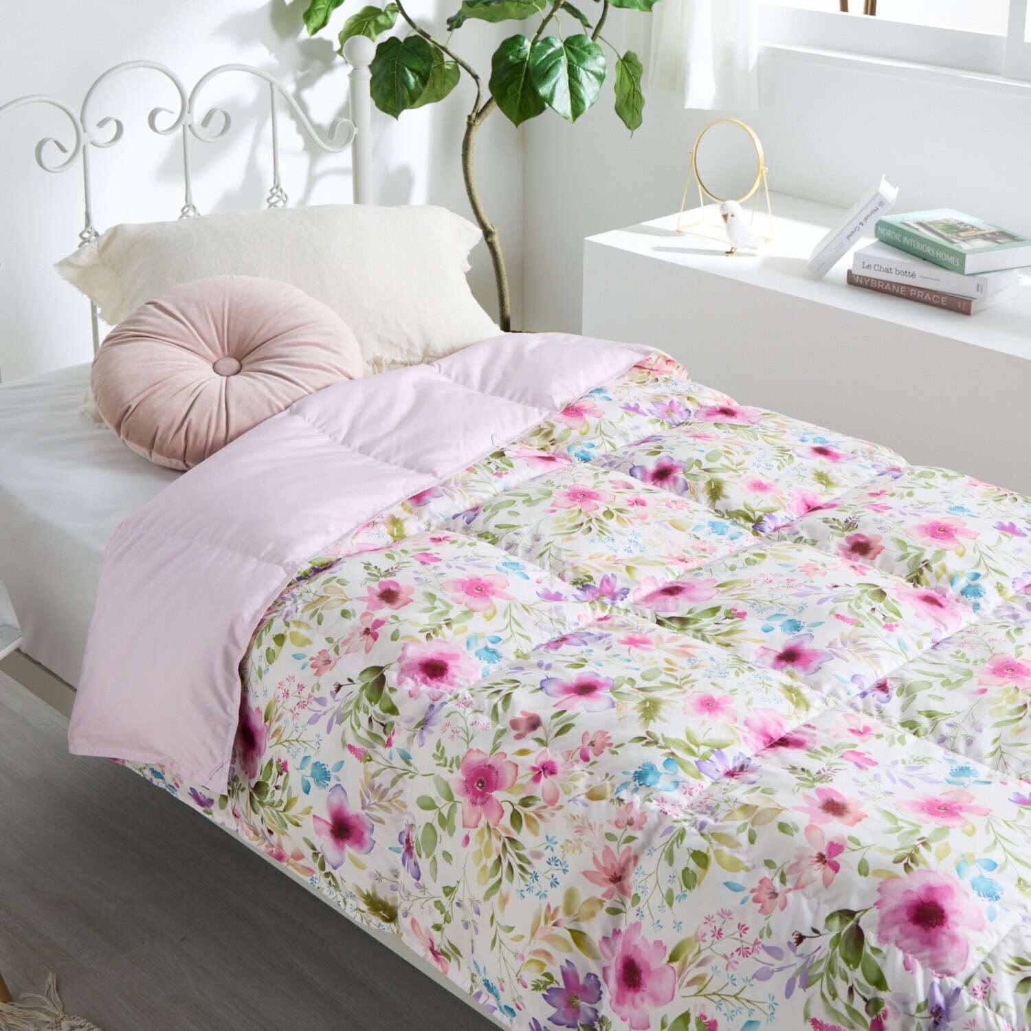 ｎｉｓｈｉｋａｗａ ポーランド産ダウン 防ダニ・抗菌・洗える ふわふわダウンケット ＜セミダブル＞