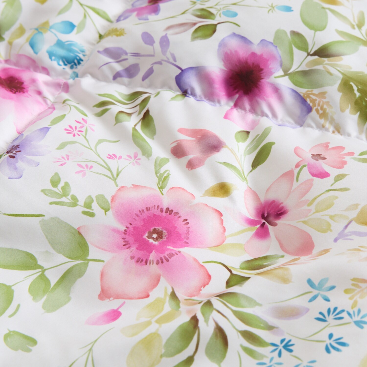 ｎｉｓｈｉｋａｗａ ポーランド産ダウン 防ダニ・抗菌・洗える ふわふわダウンケット ＜セミダブル＞