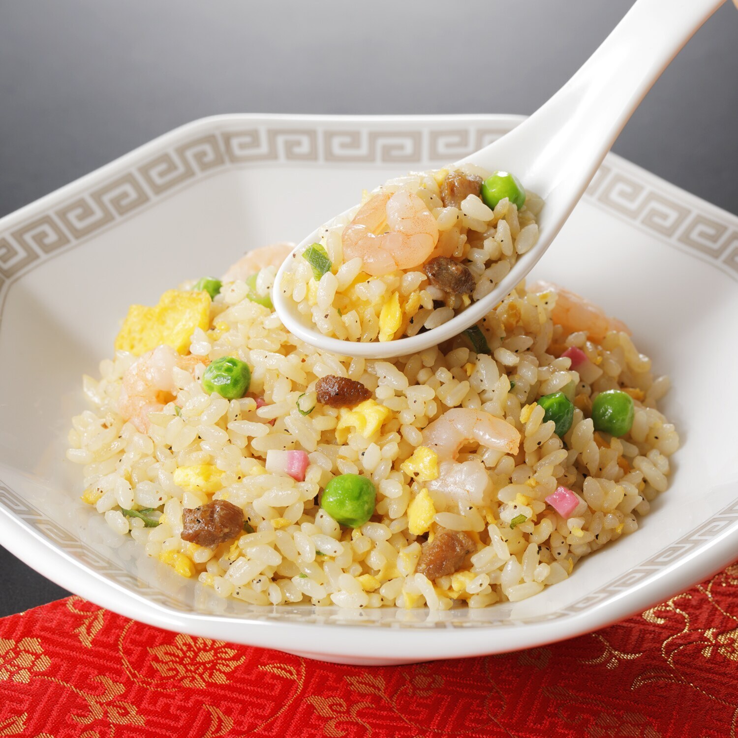 菰田総料理長 直火炒め！特製五目炒飯 ＜１２袋＞