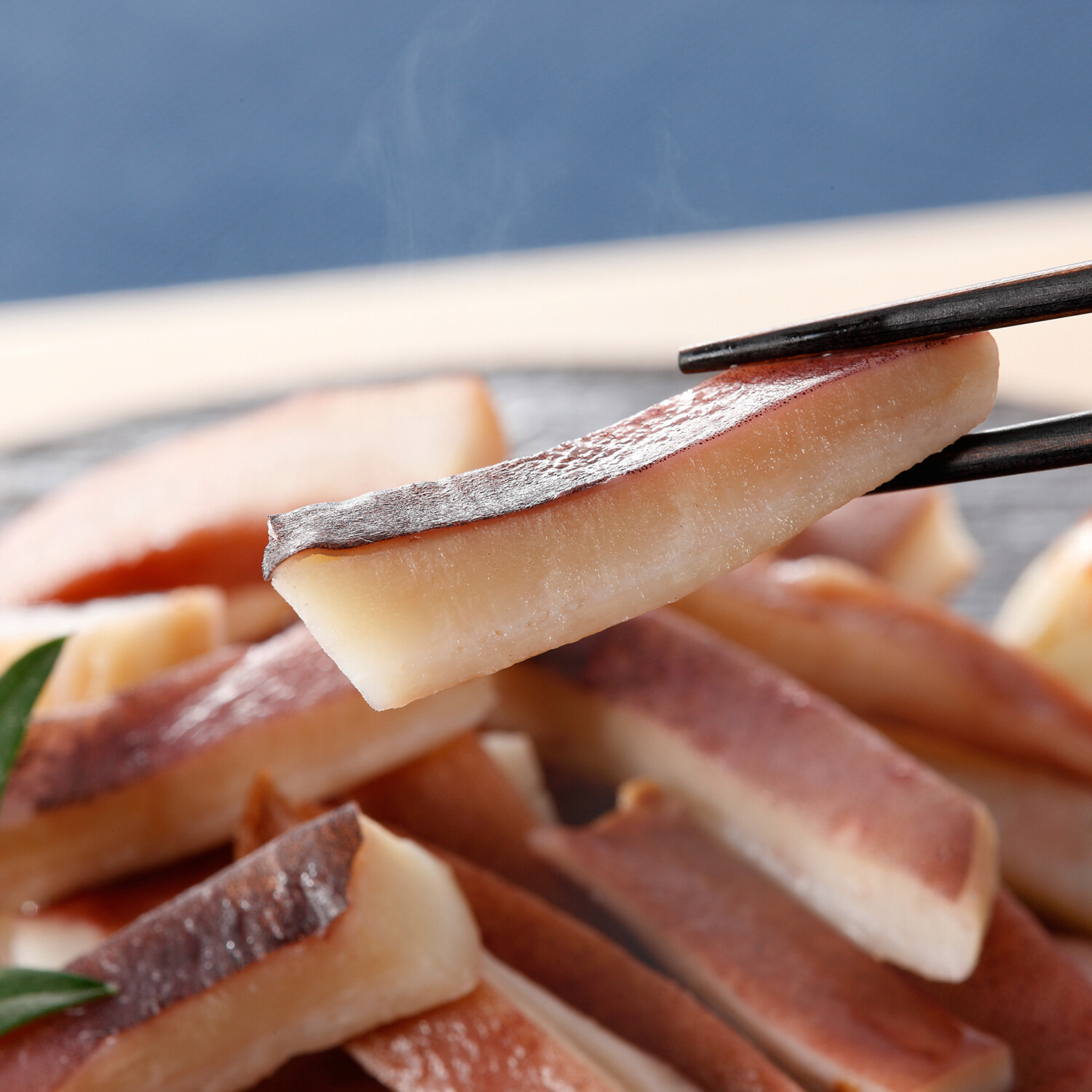 目利き人厳選！ 解凍するだけで食べられる 国産炙り焼きイカ