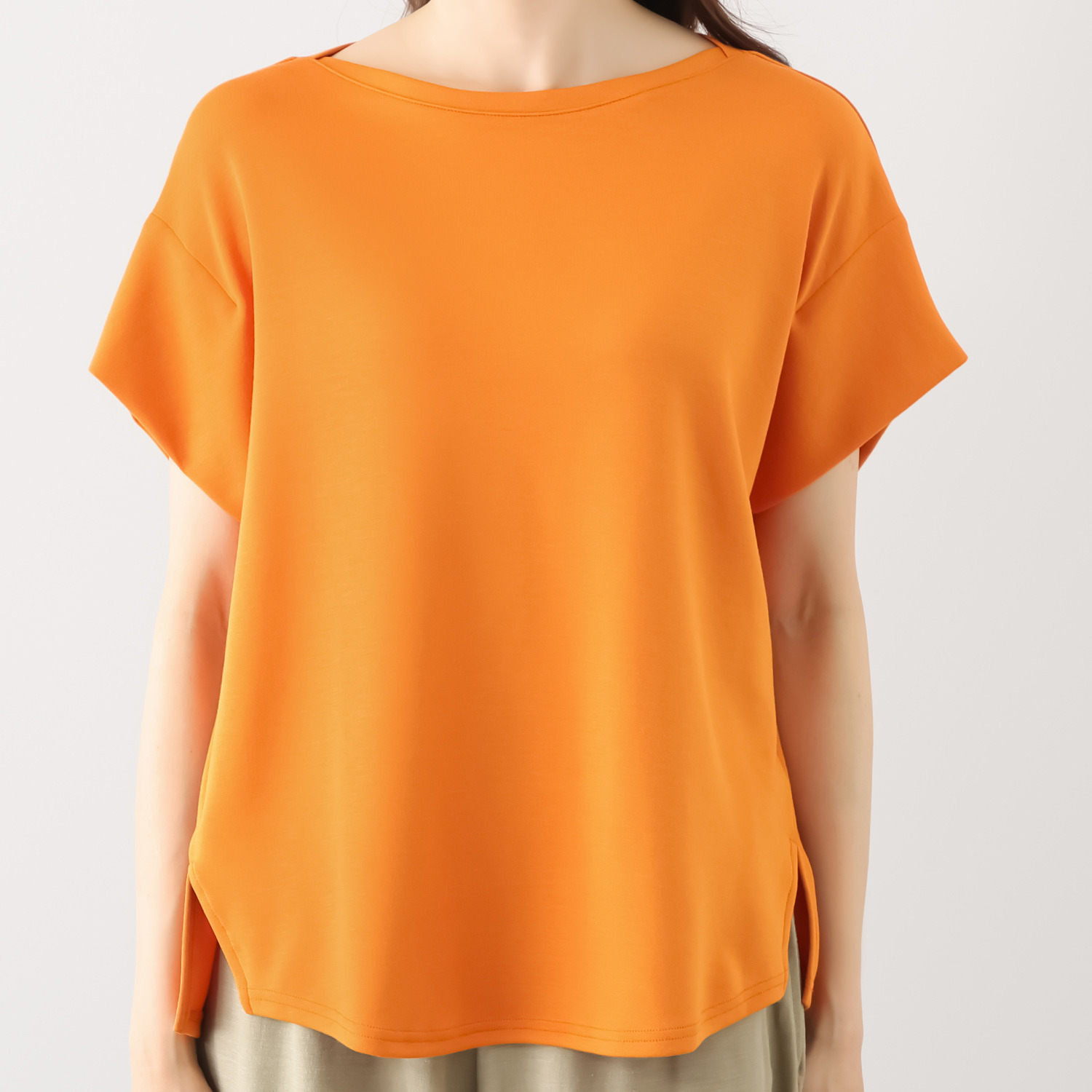 ココンライフ　ドゥ ＵＶカット サラッとモダール混 変形スリーブ デザインプルオーバー