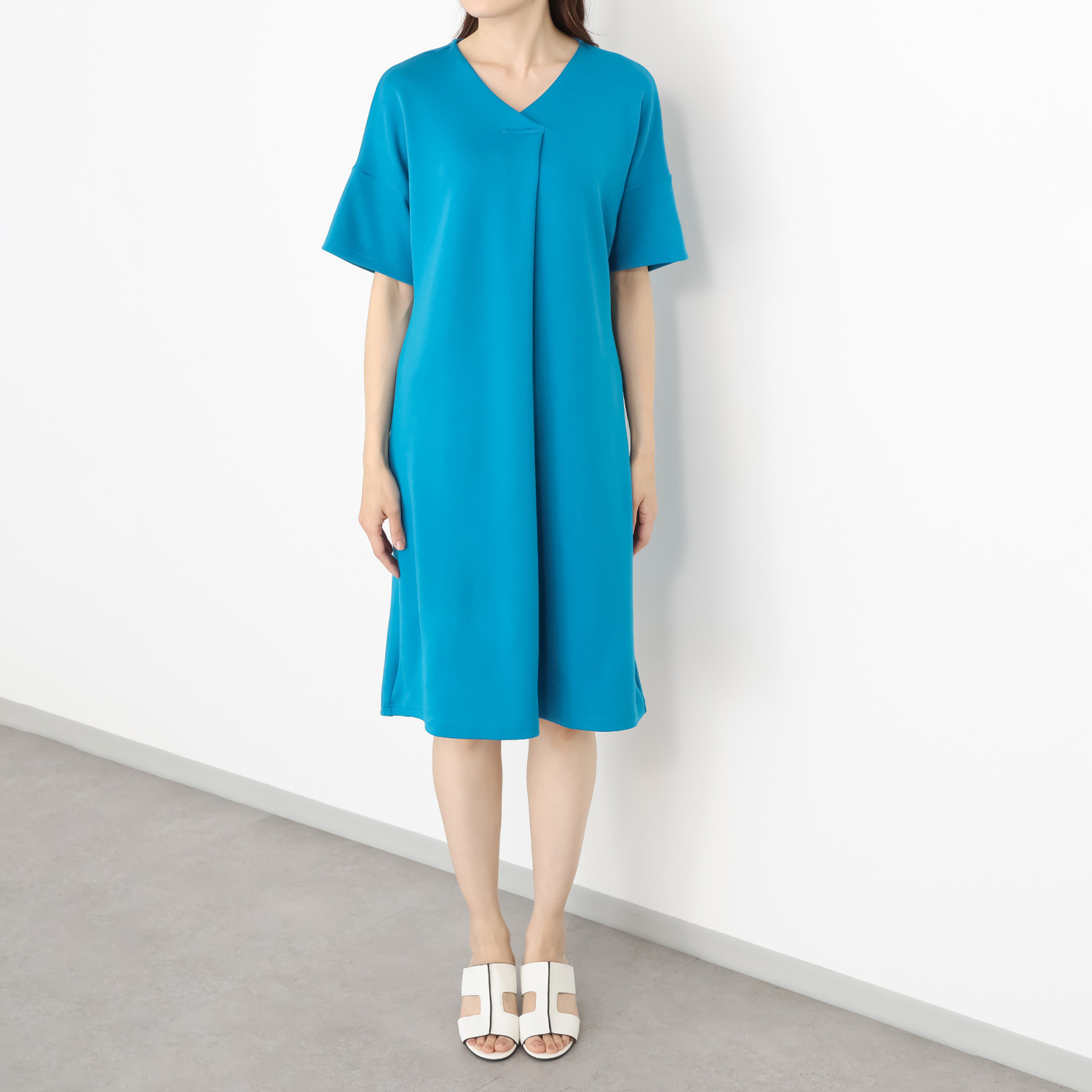 ココンライフ　ドゥ ＵＶカット サラッとモダール混 ドルマンスリーブ風 フロントタックワンピース