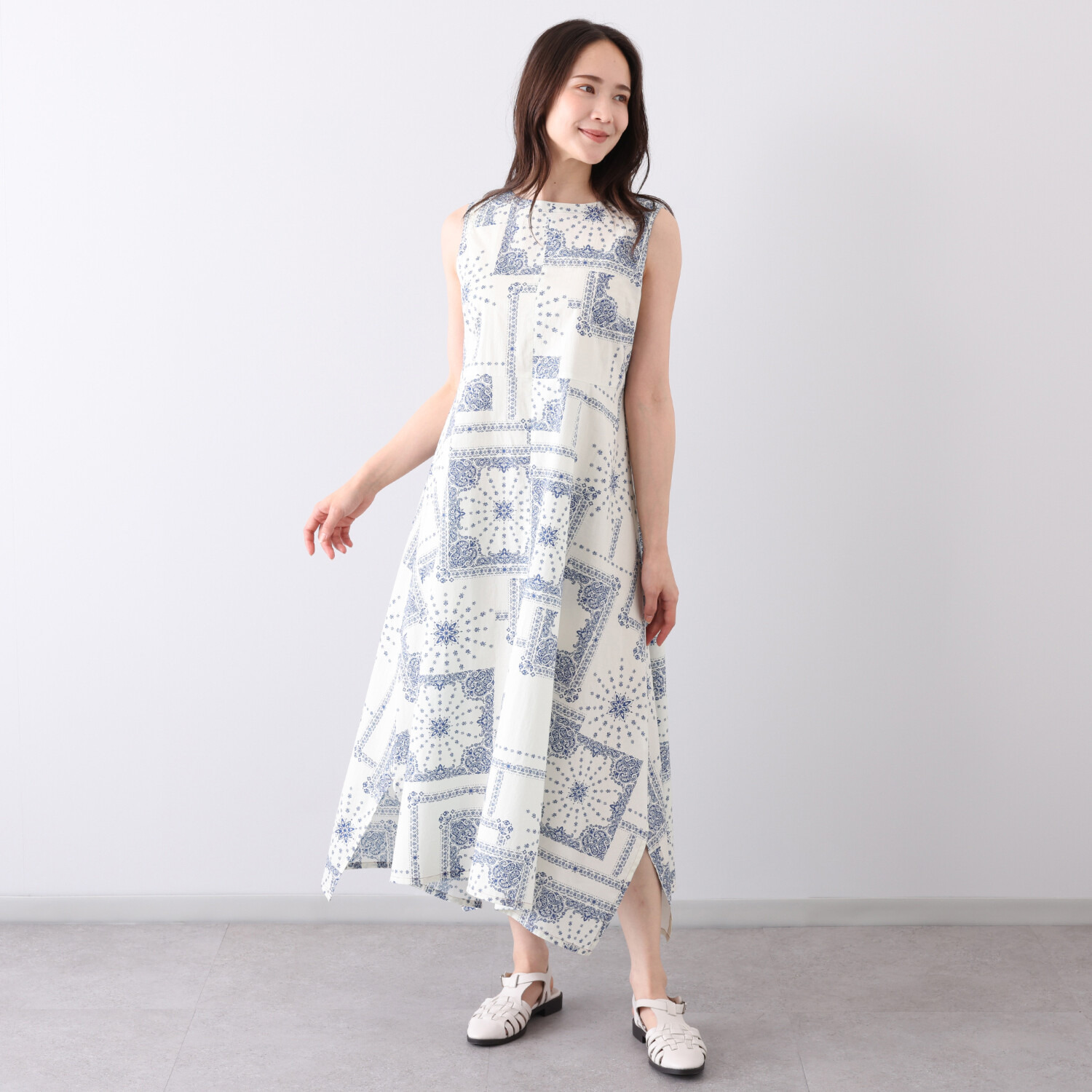 ハヤマ　ブリーズ パネル柄風 デジタルプリント ワンピース