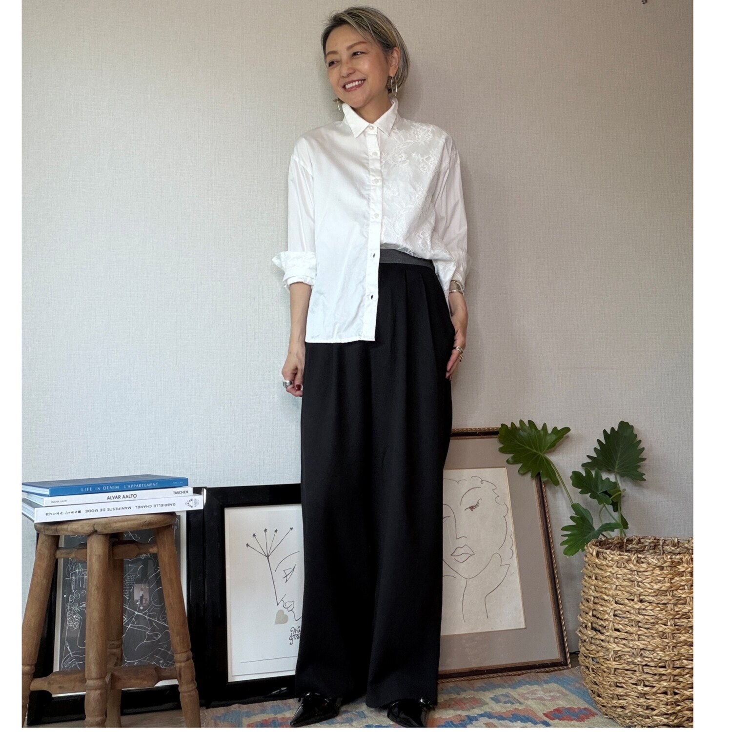 ラ　ヴァーグ　デトワール さらりとした麻のような 清涼感ある素材 大人のワイドシルエット ウエストバイカラー リラックスパンツ