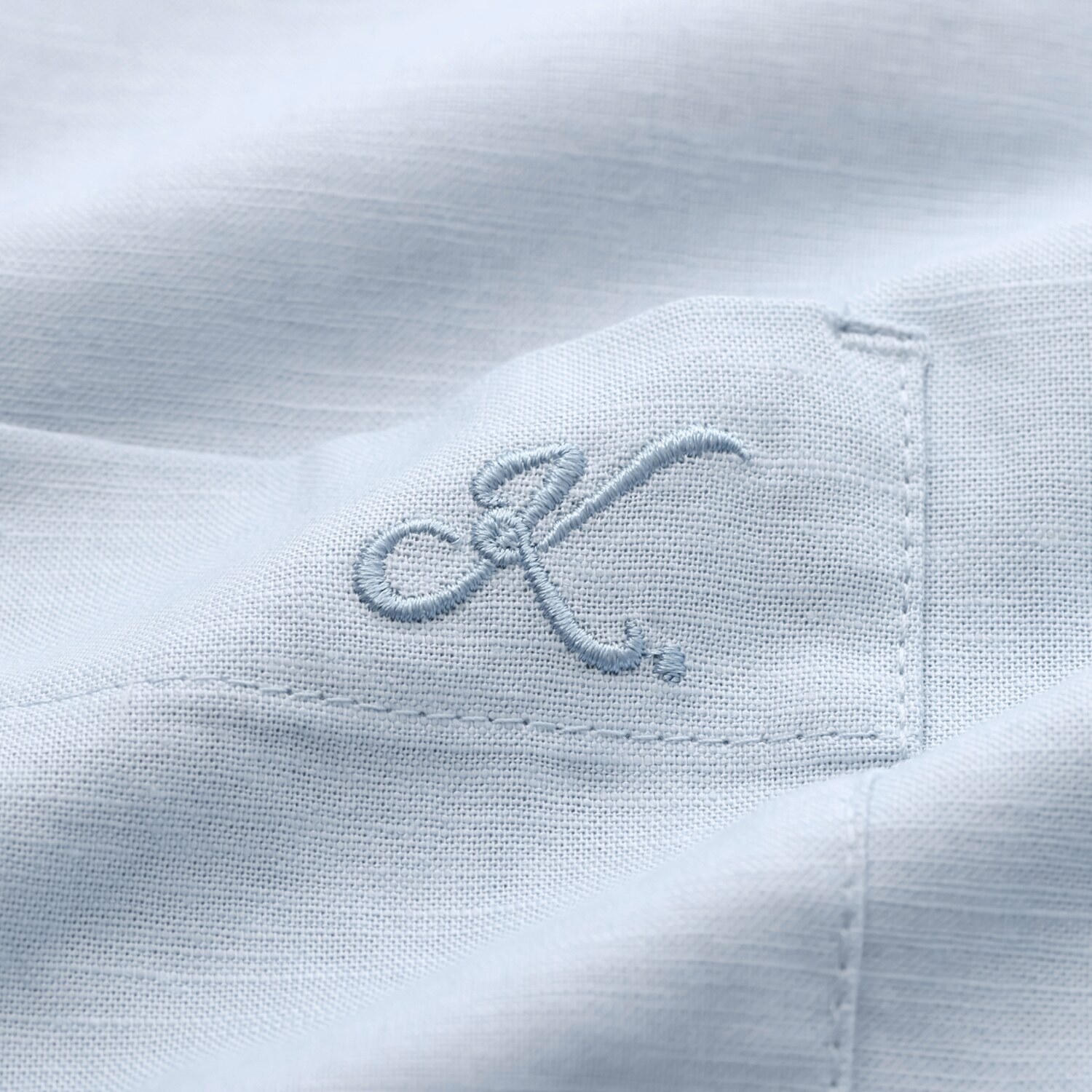 Ｋｕｎｎｙ． 大人のこなれ感を プラスする コットン麻 バックコクーンシャツ