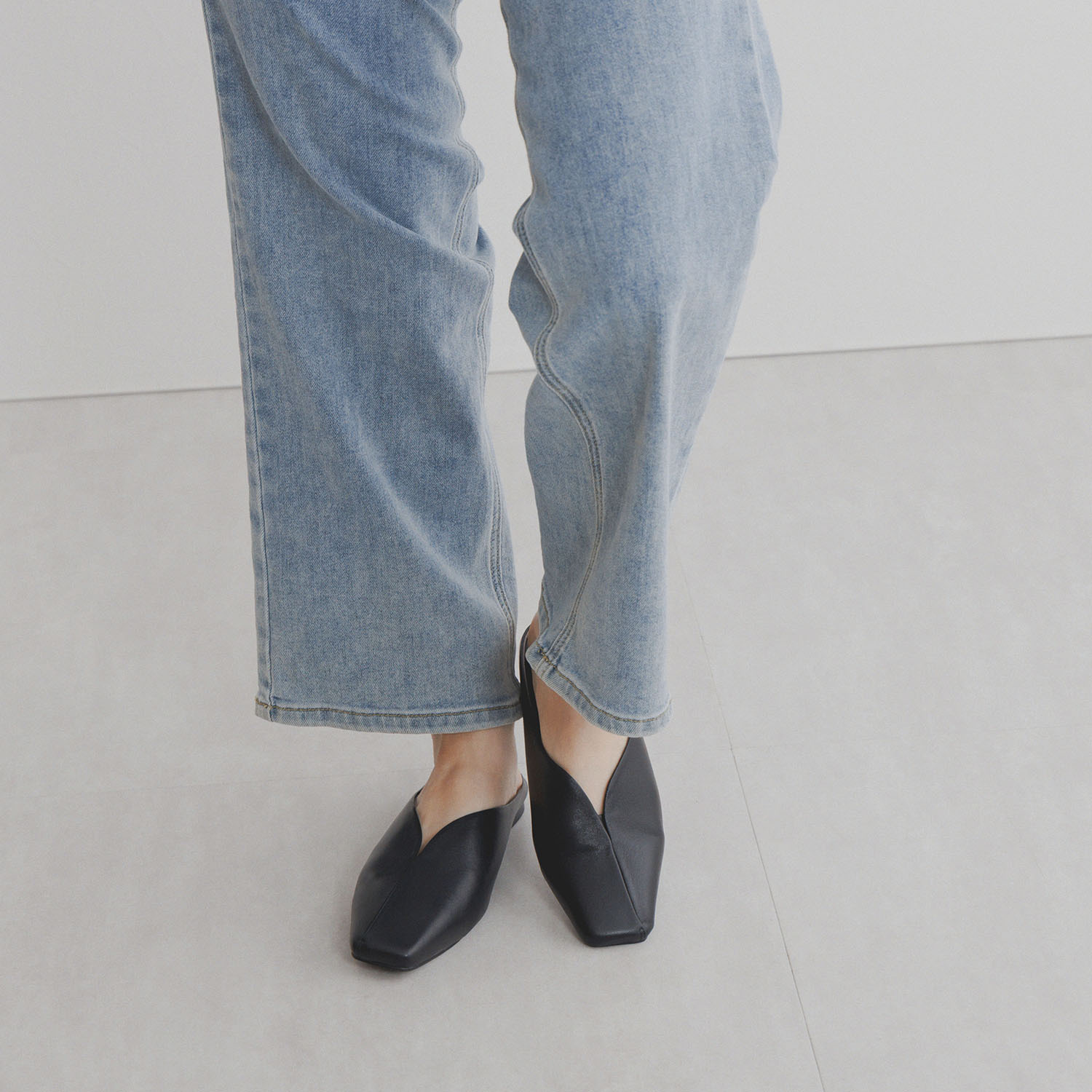 ニカル シープ スリット スクエアトゥミュール