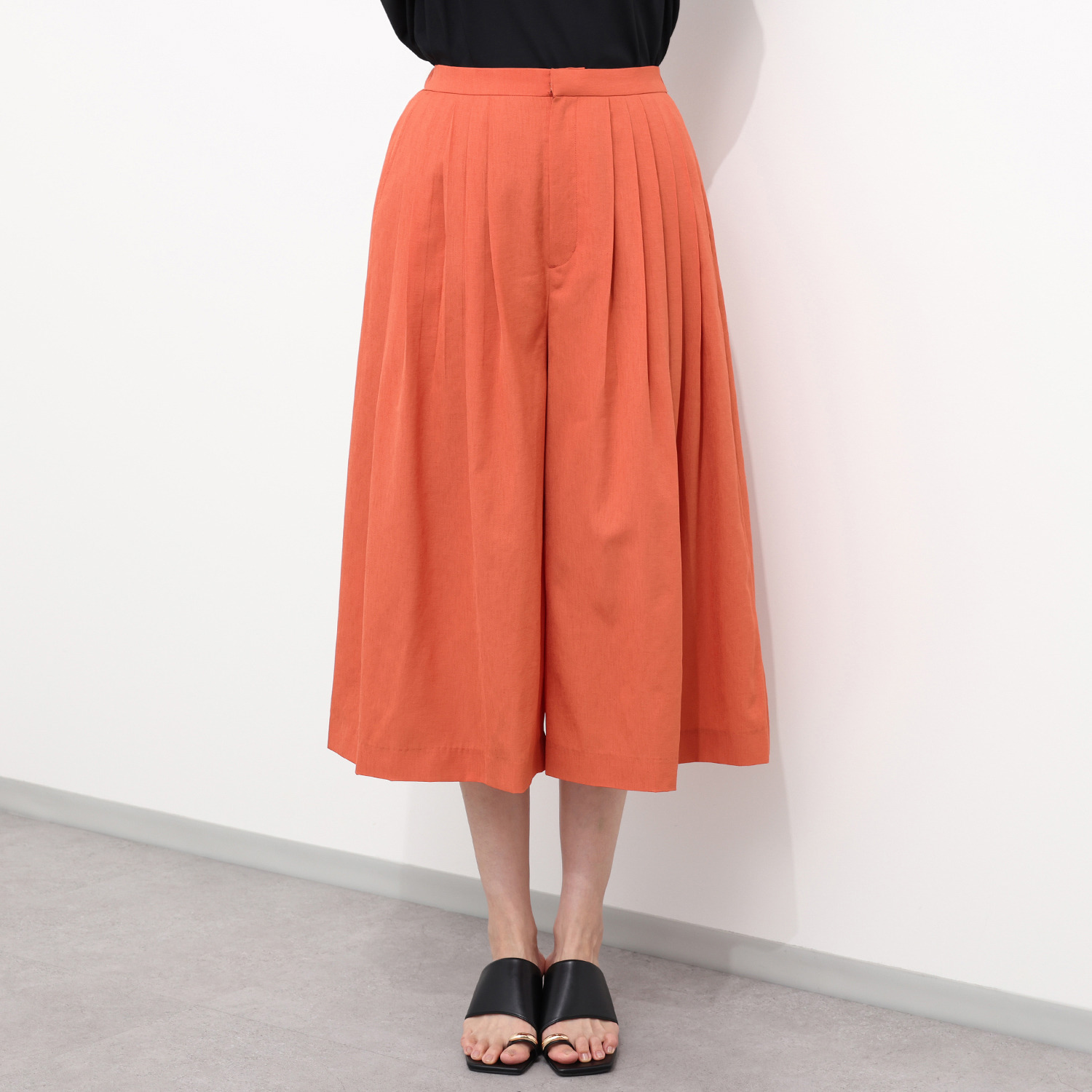 ウタオ 防シワ 麻調さらさらパンツ