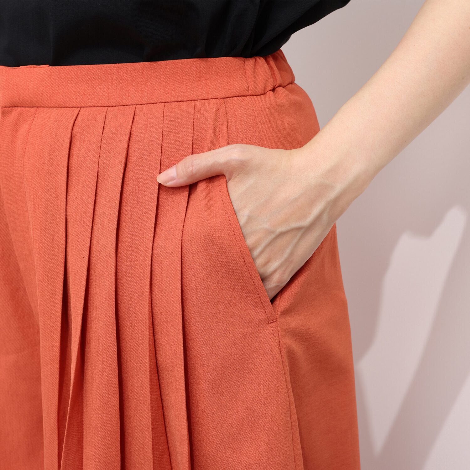 ウタオ 防シワ 麻調さらさらパンツ