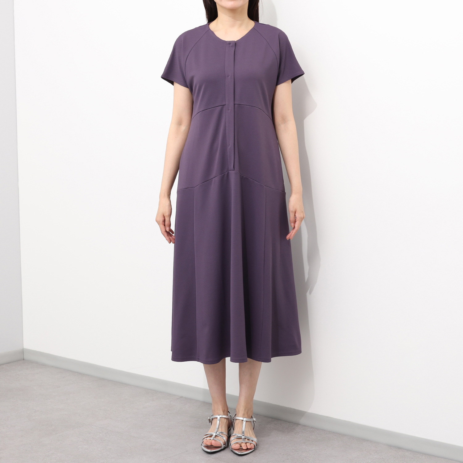 ヤエアジュテ 接触冷感ジャージで 夏を優雅に涼やかに 風をまとう ヤエコワンピース