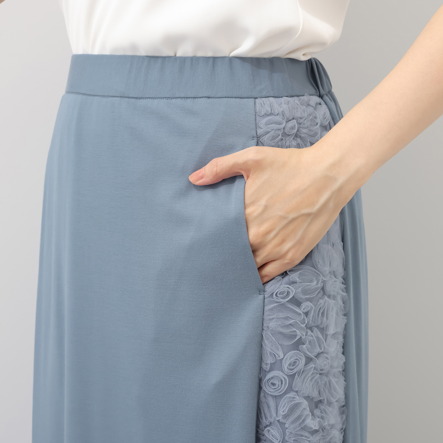 メゾン馬里邑 花柄チュールレース切替 ハイストレッチ ポンチローマ スカート