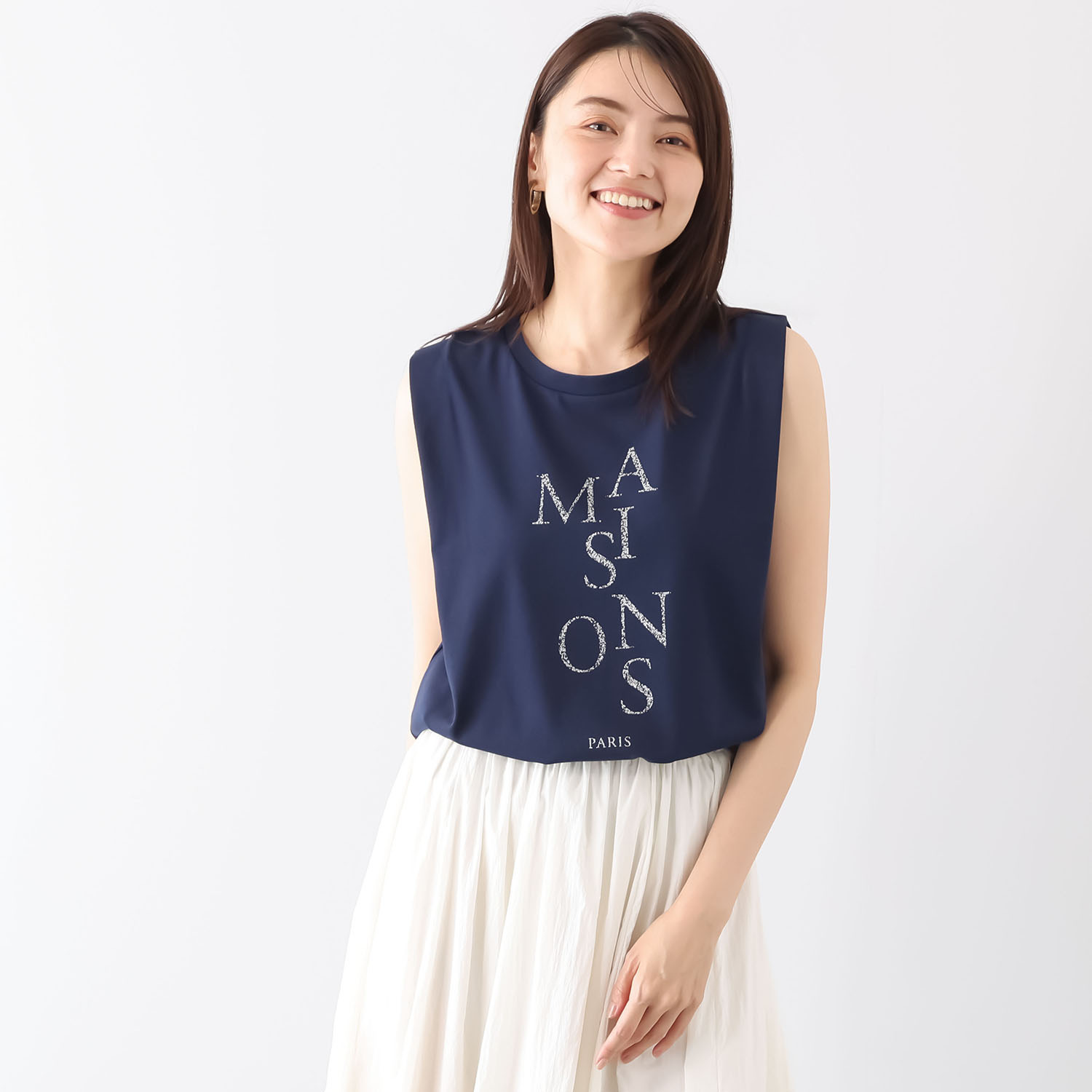 メゾンラフィット はっ水・ＵＶカット タイポグラフィ タックノースリーブ プルオーバー