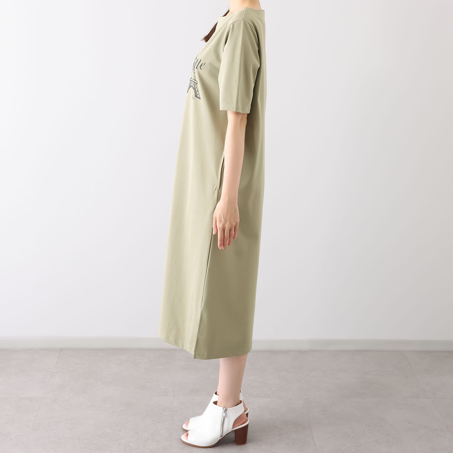 メゾンラフィット はっ水・ＵＶカット サインアートグラフィック 半袖ワンピース