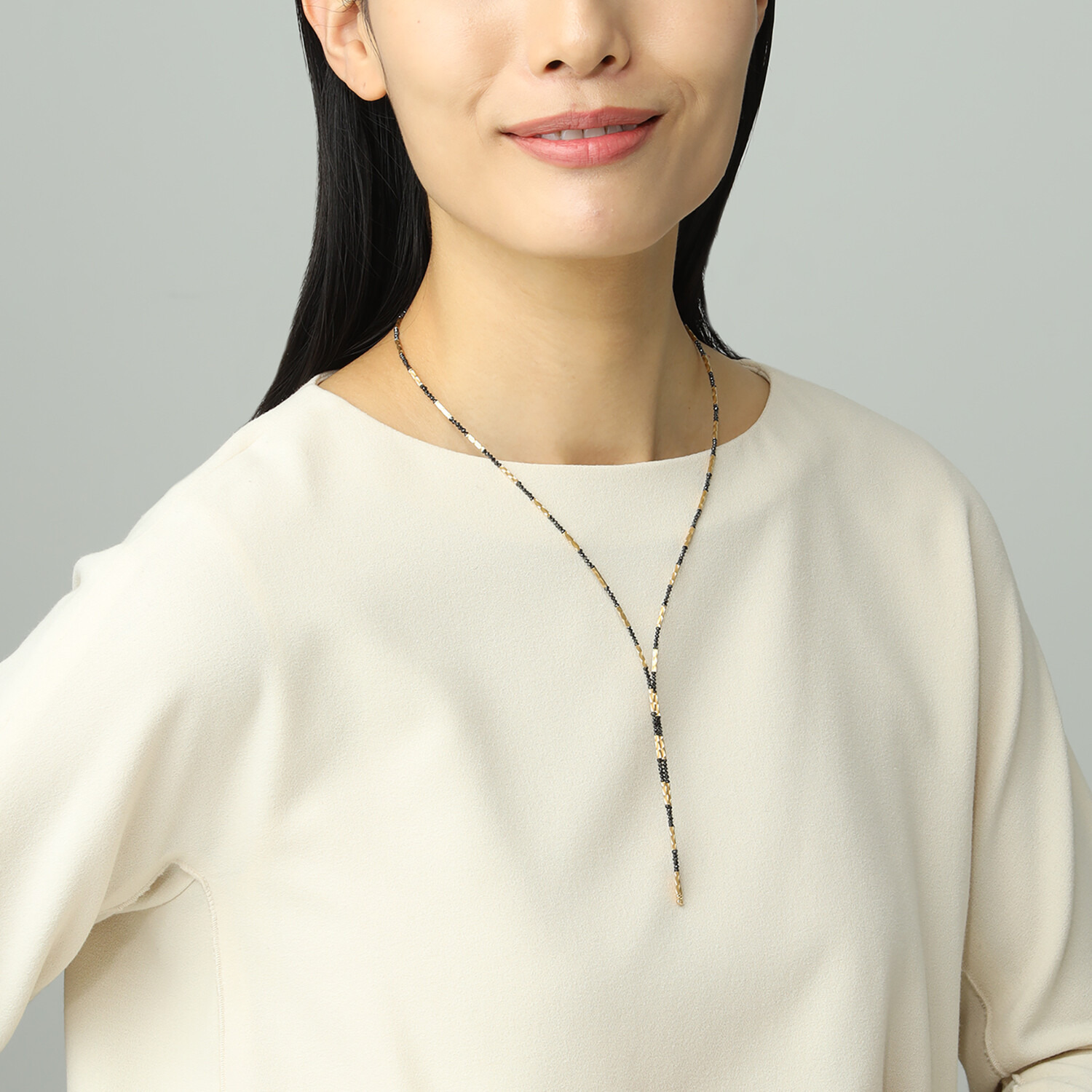 １８Ｋ ブラックダイヤモンド ファセットビーズ マグネット ロングネックレス