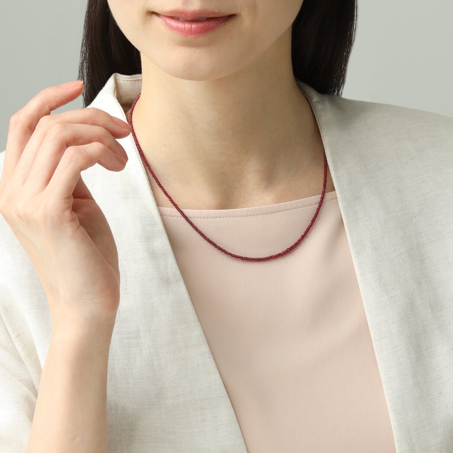 １８Ｋ 非加熱ルビー ビーズネックレス ＜鑑別書付＞