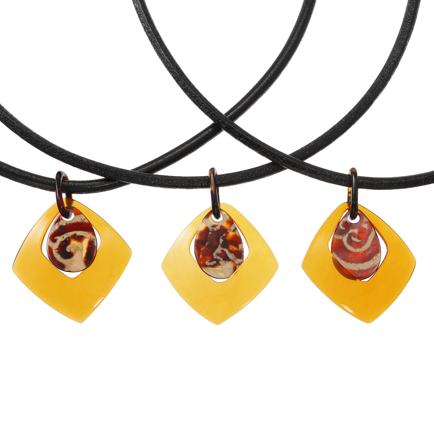 べっこう堂 本水もく＆ 本べっ甲白甲＆無地 ひし形モティーフ レザーコードペンダント