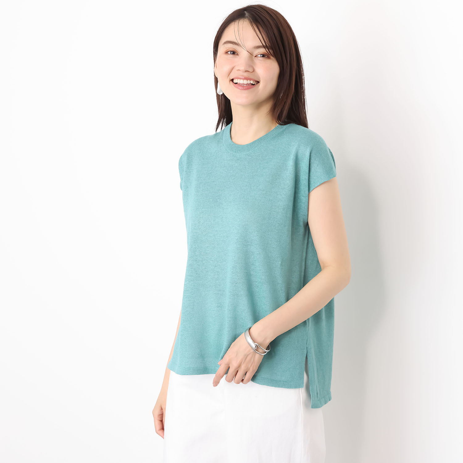 スピンブルー イタリア・ リニフィッチオ社製 蘇った奇跡のリネン フレンチスリーブ ニットプルオーバー