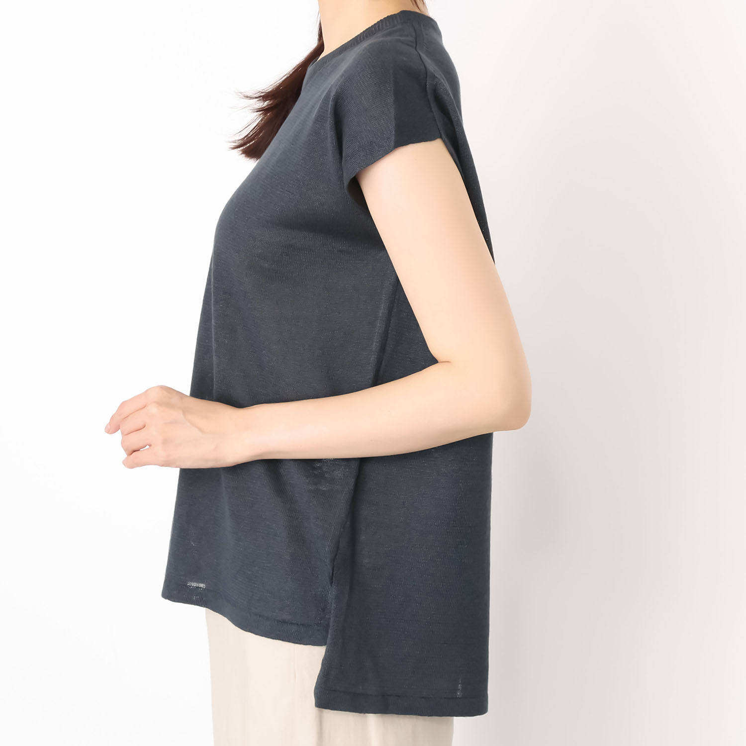 スピンブルー イタリア・ リニフィッチオ社製 蘇った奇跡のリネン フレンチスリーブ ニットプルオーバー