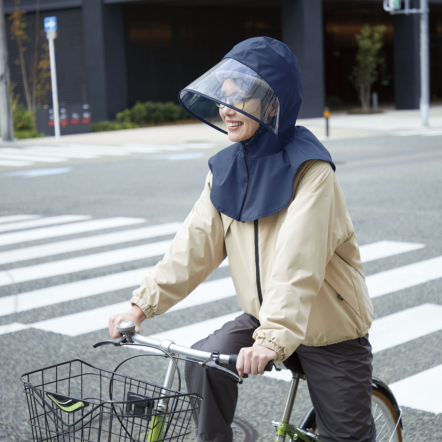 帽子を着せ替えられる オシャレな 自転車ヘルメット おしゃヘル ＜レインケープ＞