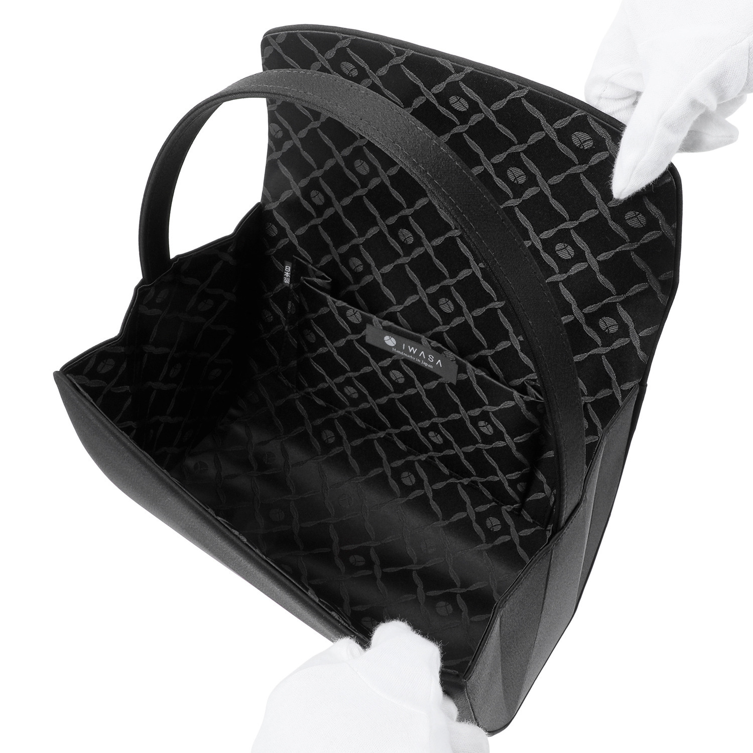 岩佐 国内生産 ケミカルレース インナーマグネット フォーマルハンドバッグ