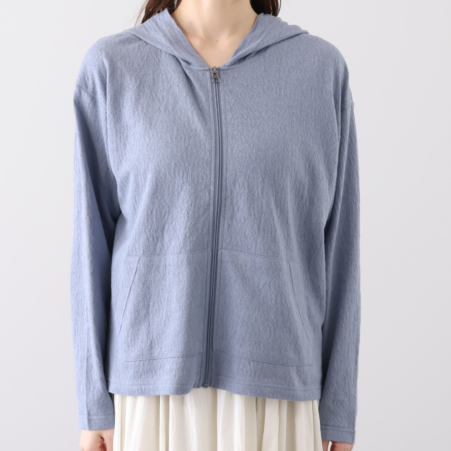 スカラー ローズジャガード 花蝶アップリケ パーカー