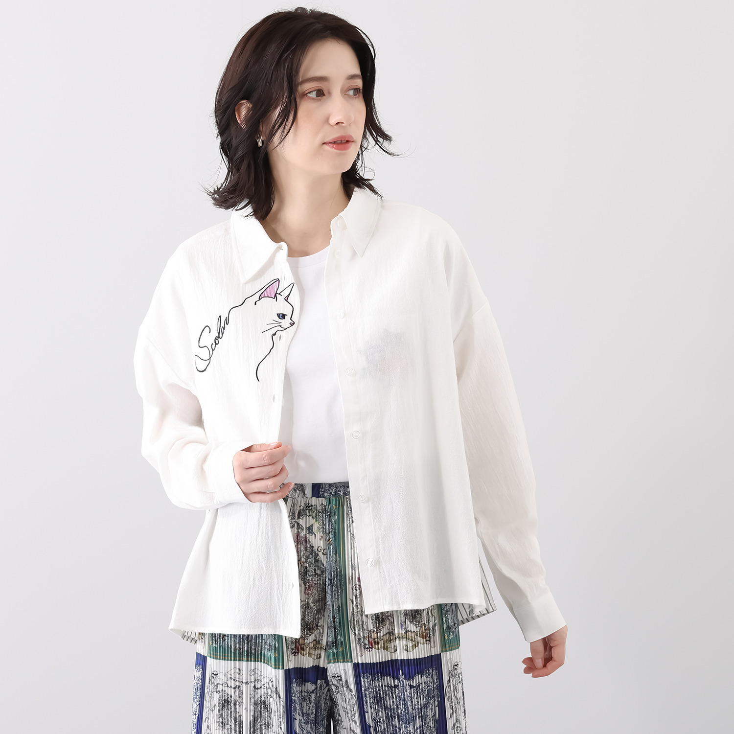 スカラー ネコ刺しゅう ストライプ切替 シャツ