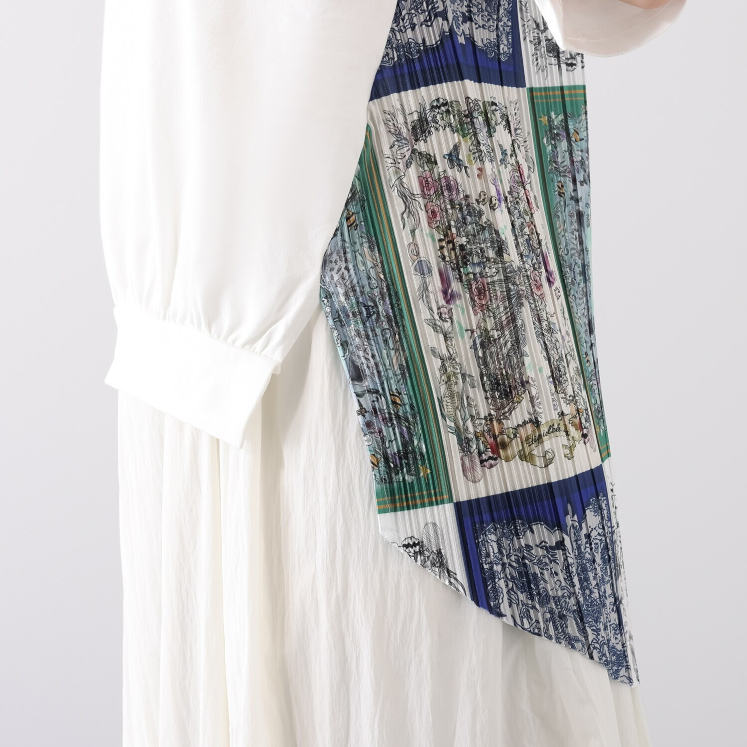 スカラー スカーフ柄プリーツ 切替プルオーバー