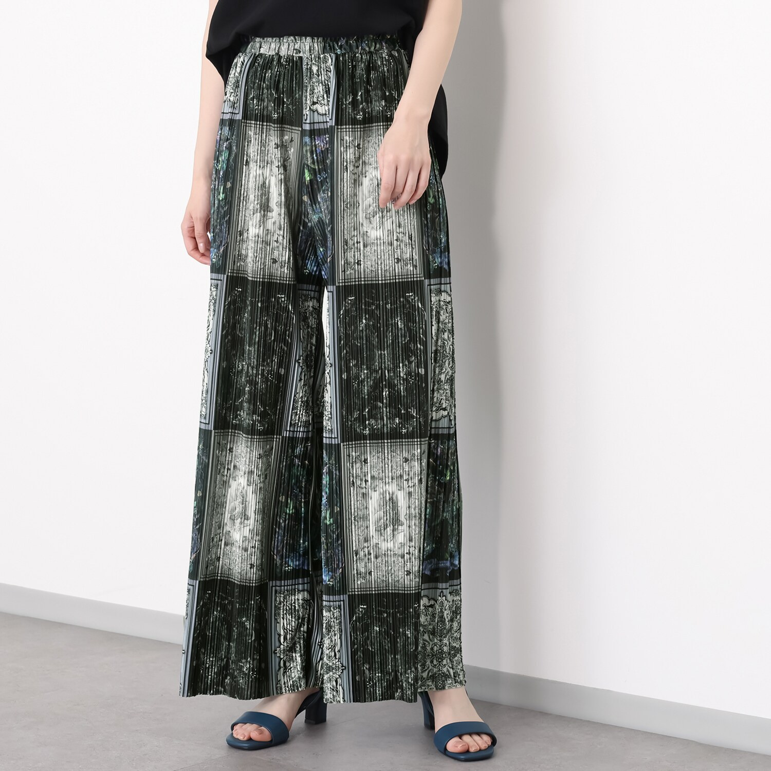 スカラー スカーフ柄 プリーツパンツ