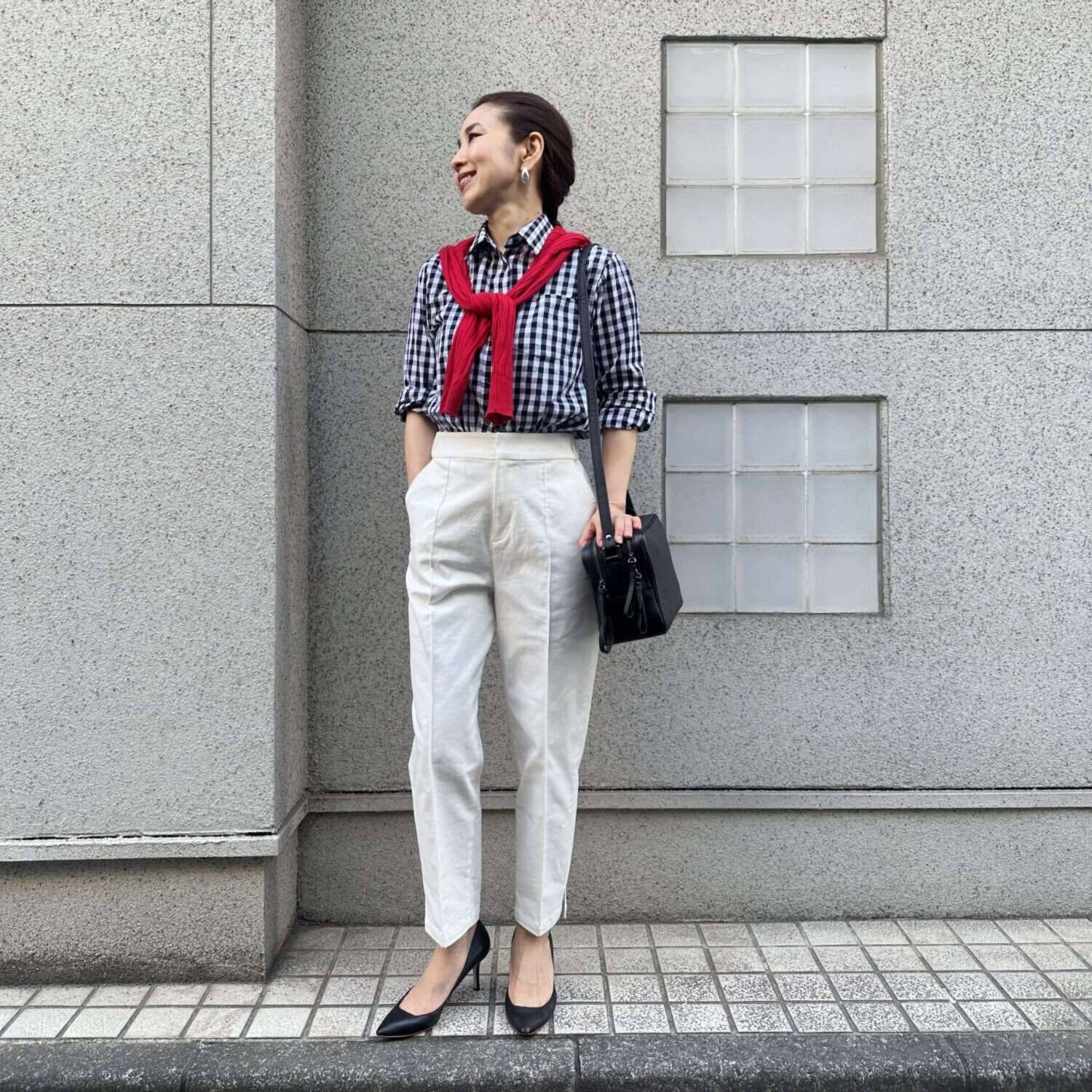 タマミ　ワタナベ 牛革型押し ショルダーバッグ “パンドミーフォーミー”