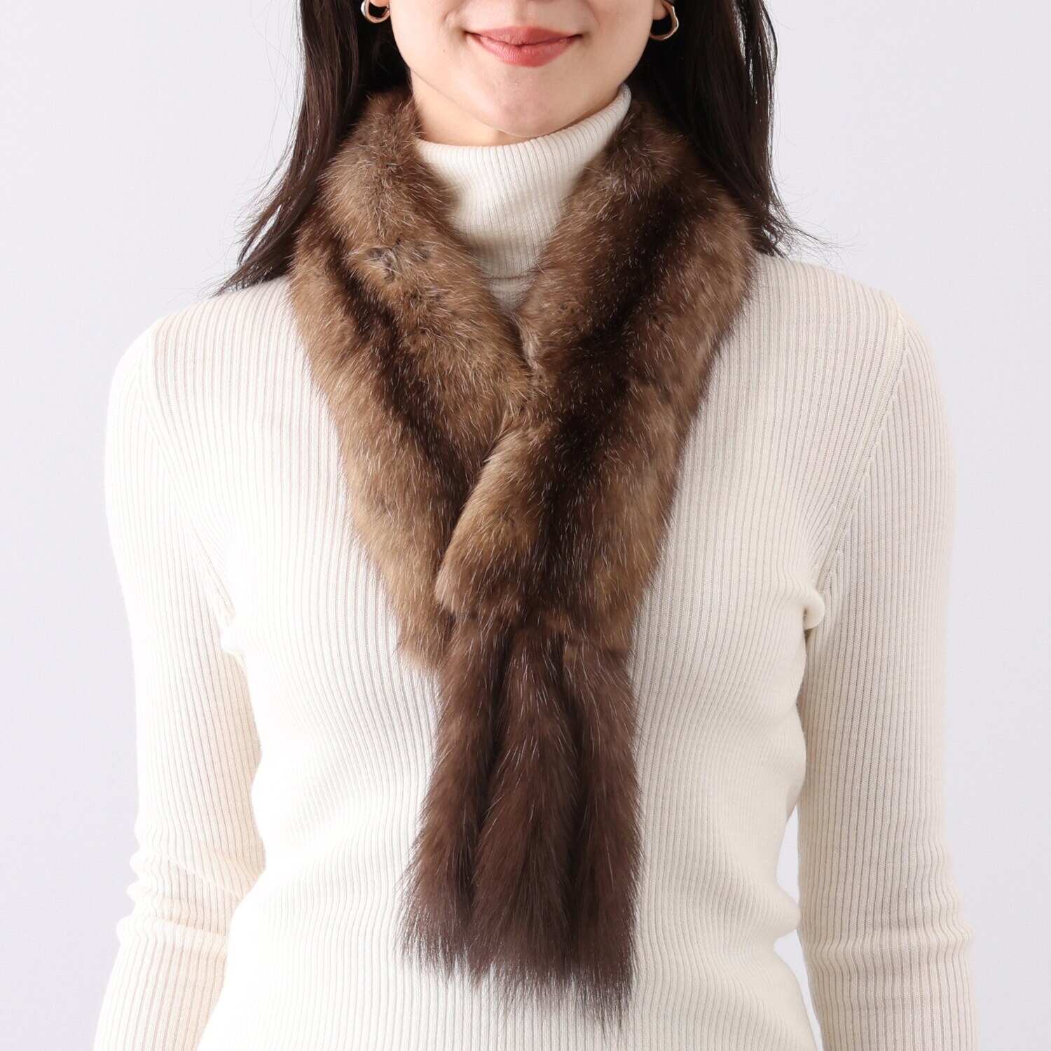 日本製 ロシアンセーブル テール付マフラー