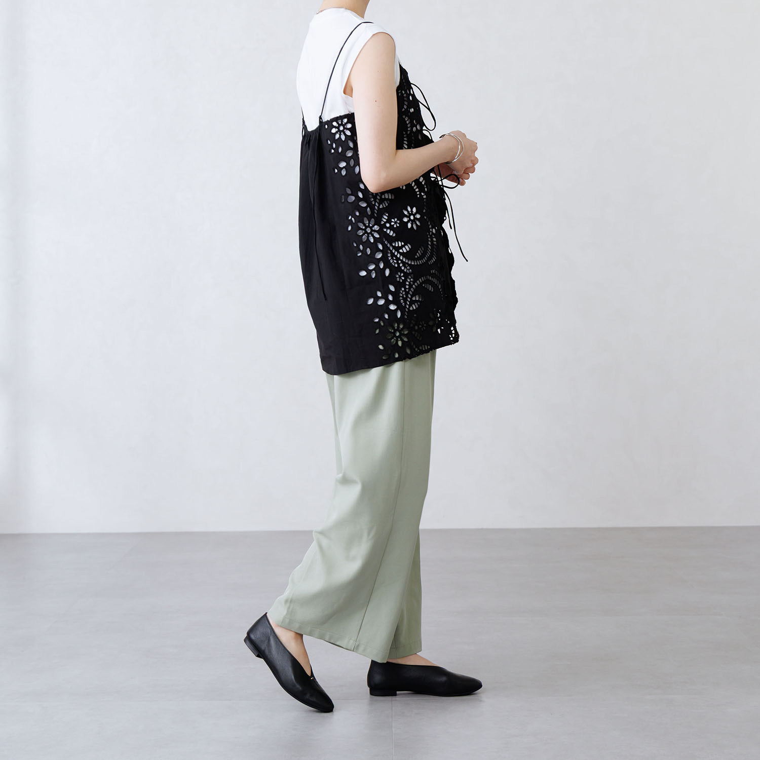 卑弥呼 日本製 本革 メタルポイント フラットパンプス