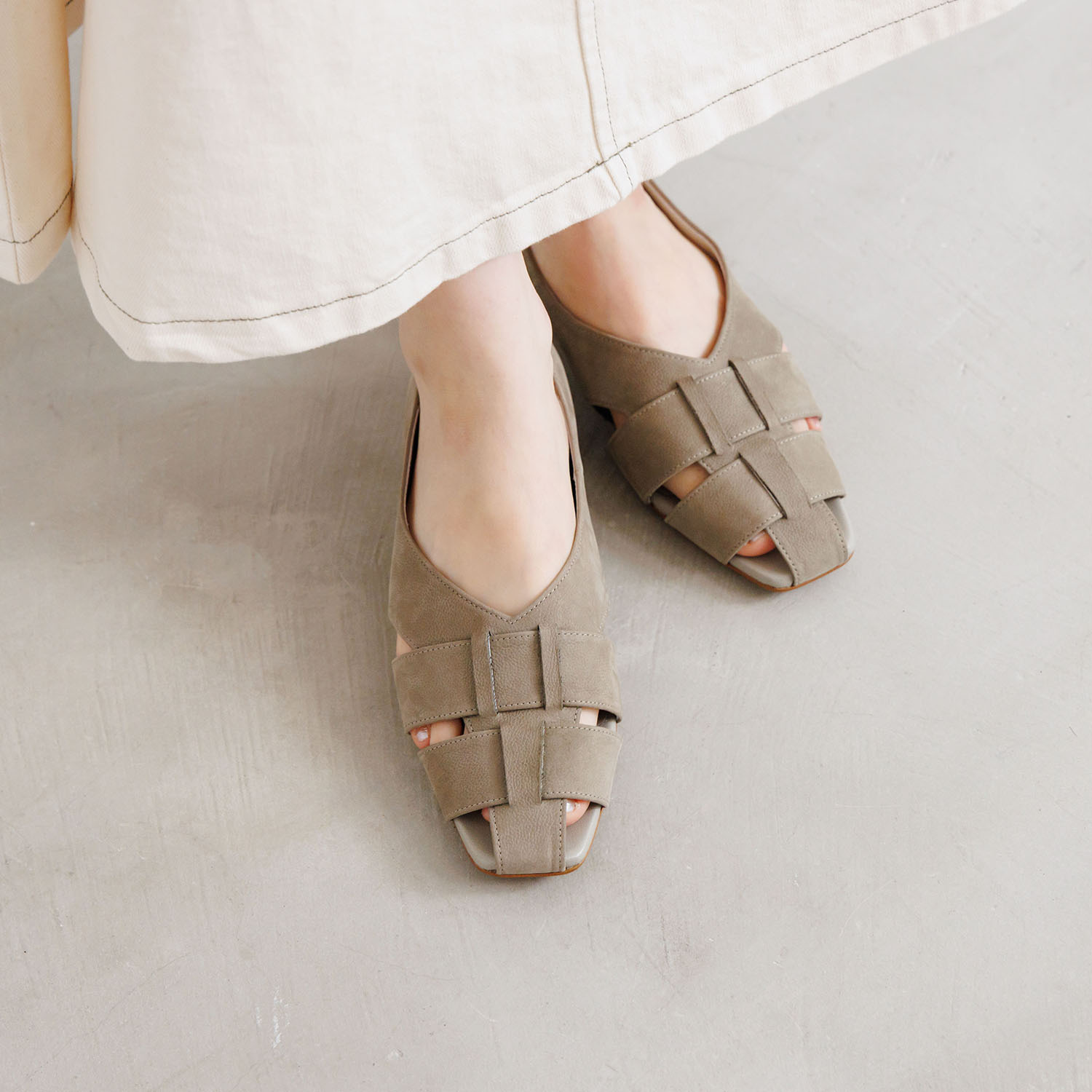 卑弥呼 日本製 はっ水牛革 グルカパンプス