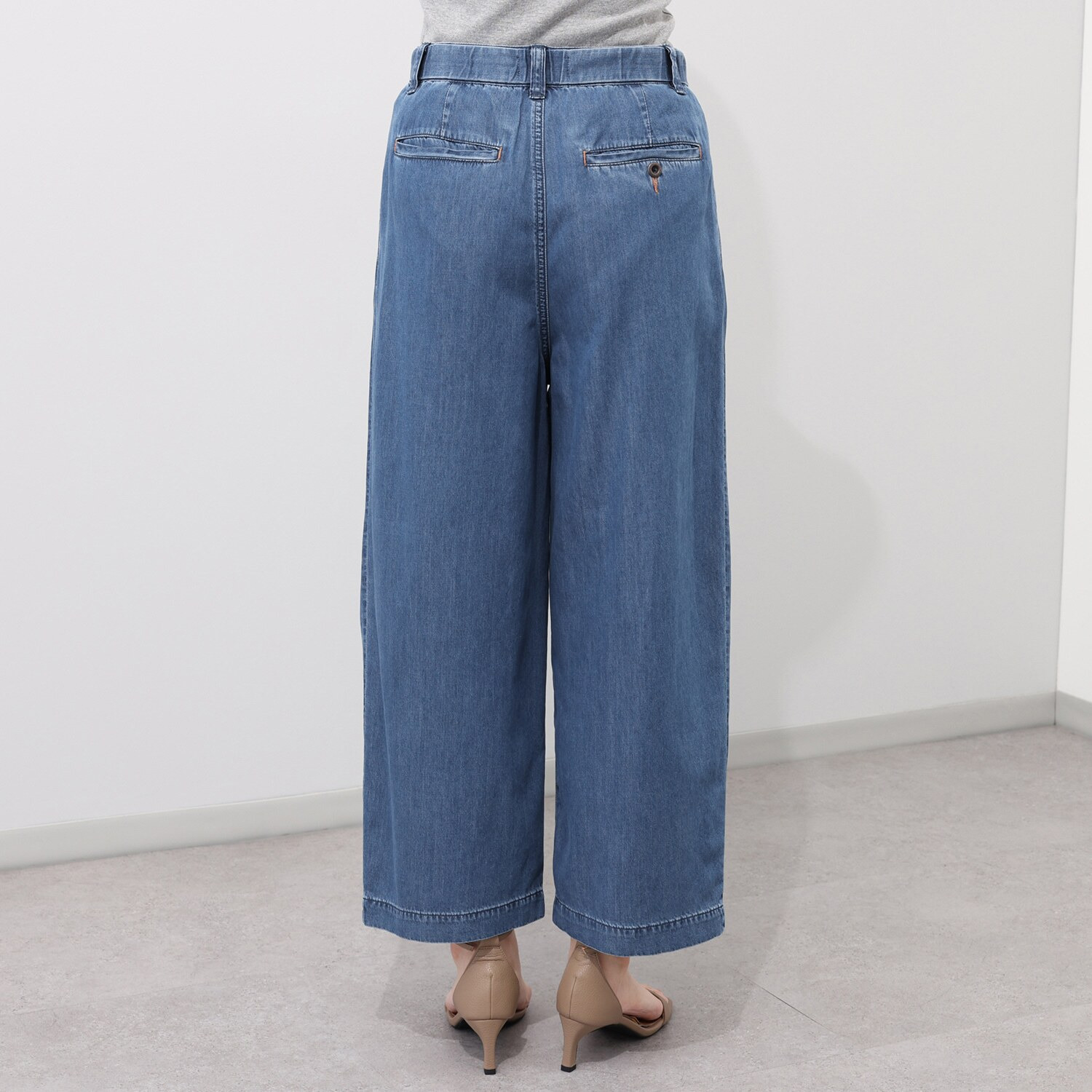 シュガーデプト つややかに風をまとう テンセルコットンデニム タックワイドパンツ