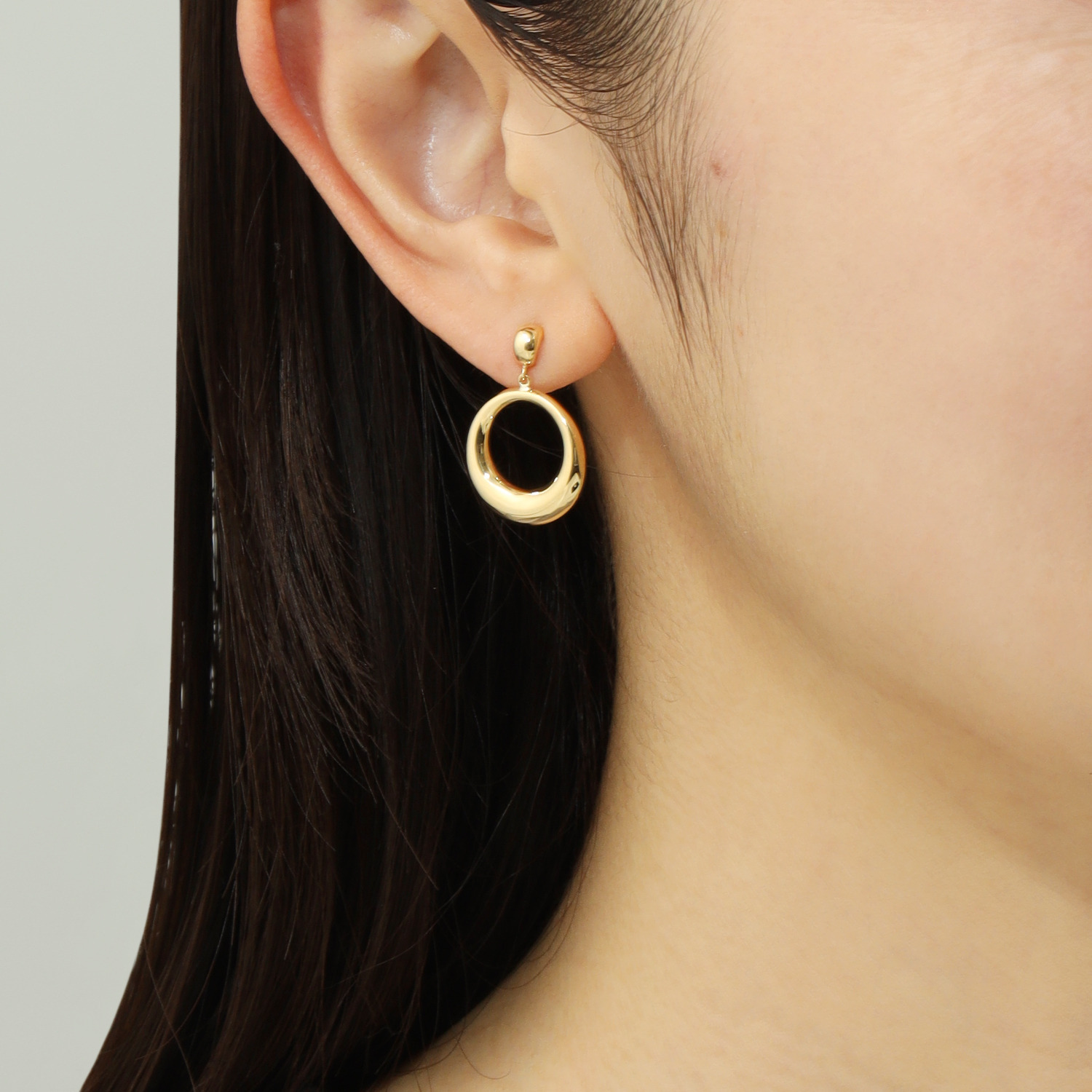 チェルカーレ １８Ｋ スウィング サークルピアス 