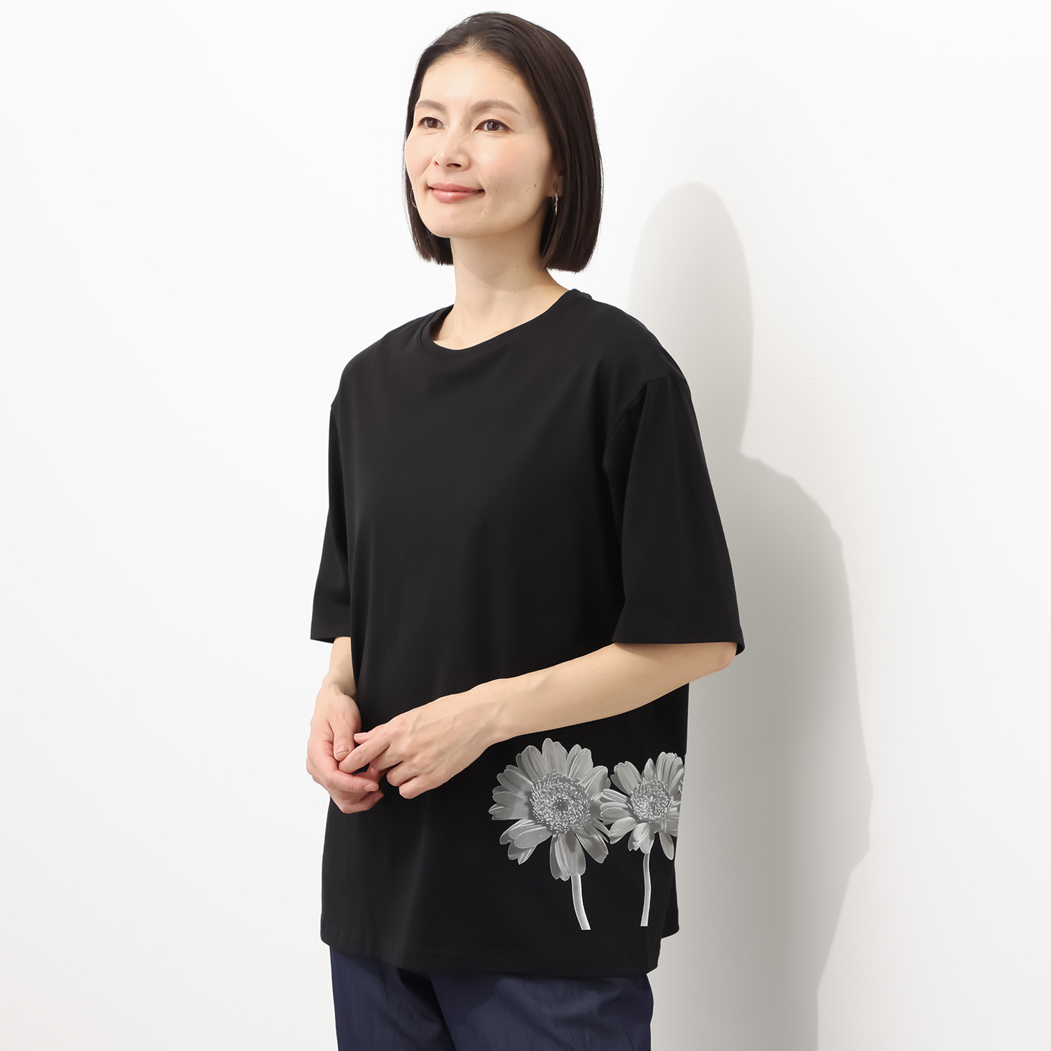 ミニマライズプラス 綿１００％ クラシックフラワー プリントＴシャツ