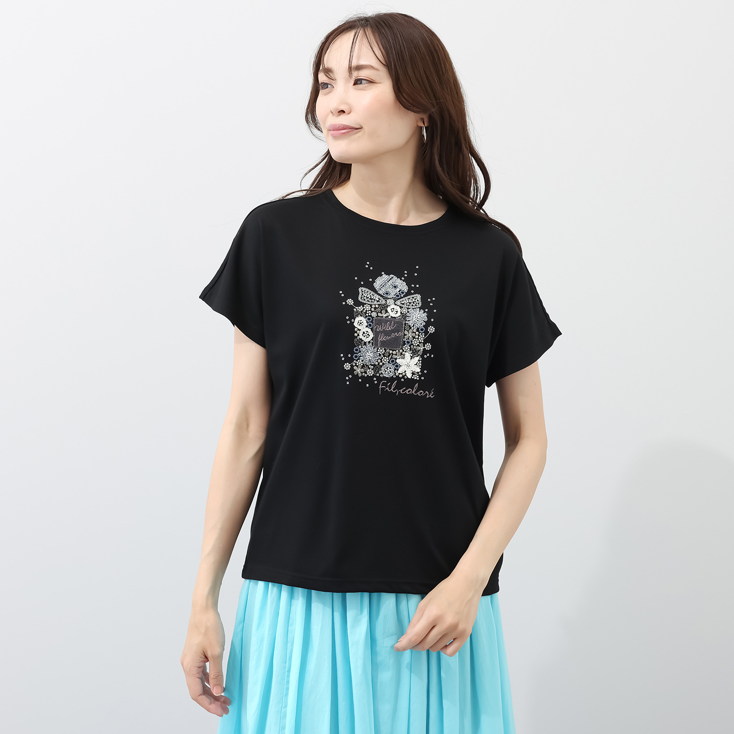 フィル・クロレ 日本製 リヨセルコットン サガラ刺しゅう 香水瓶柄Ｔシャツ