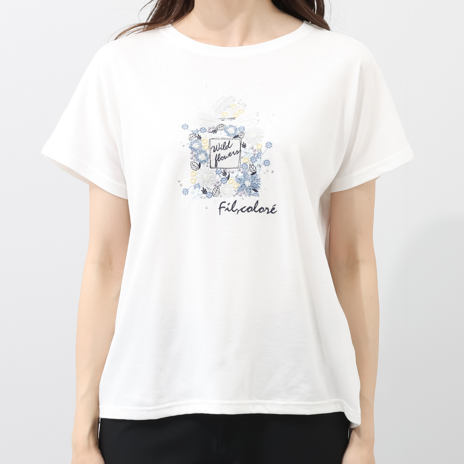 フィル・クロレ 日本製 リヨセルコットン サガラ刺しゅう 香水瓶柄Ｔシャツ