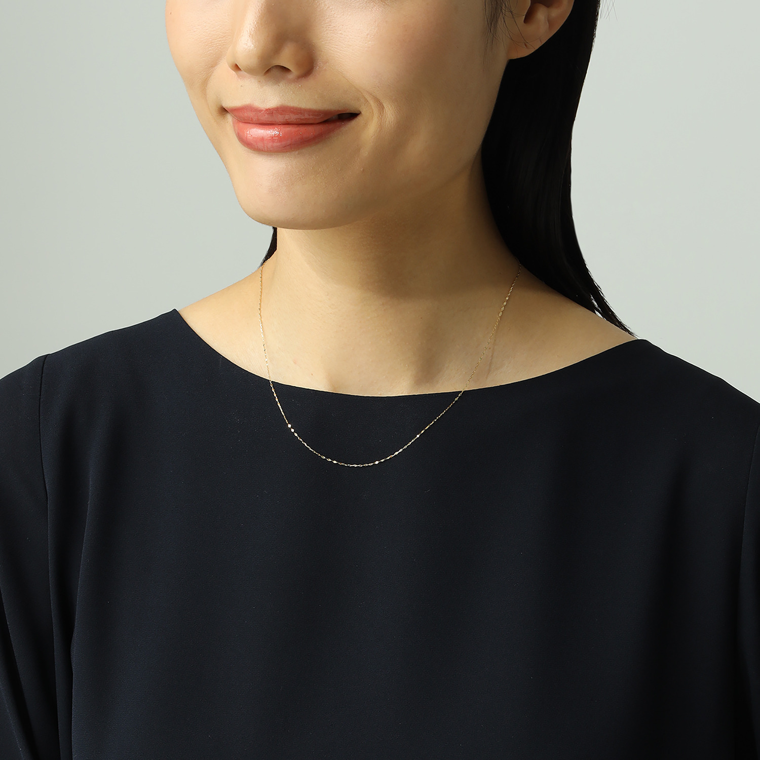 響美 １８Ｋ ルミナス スライドネックレス