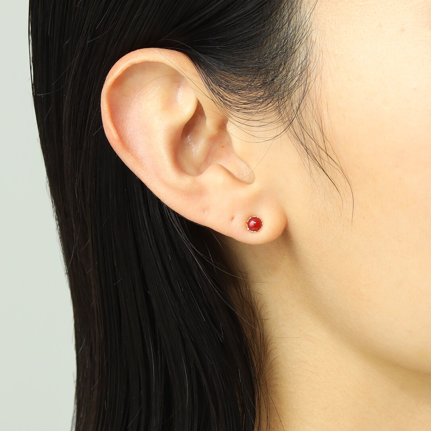 香瑚 １８Ｋ 高知県産血赤珊瑚 ラウンドカボション スタッドピアス