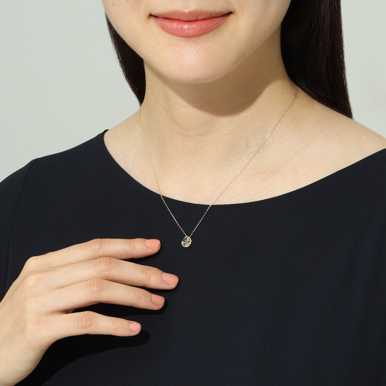 カレイドスコピオ １８Ｋ マルチカラージェム サークルネックレス