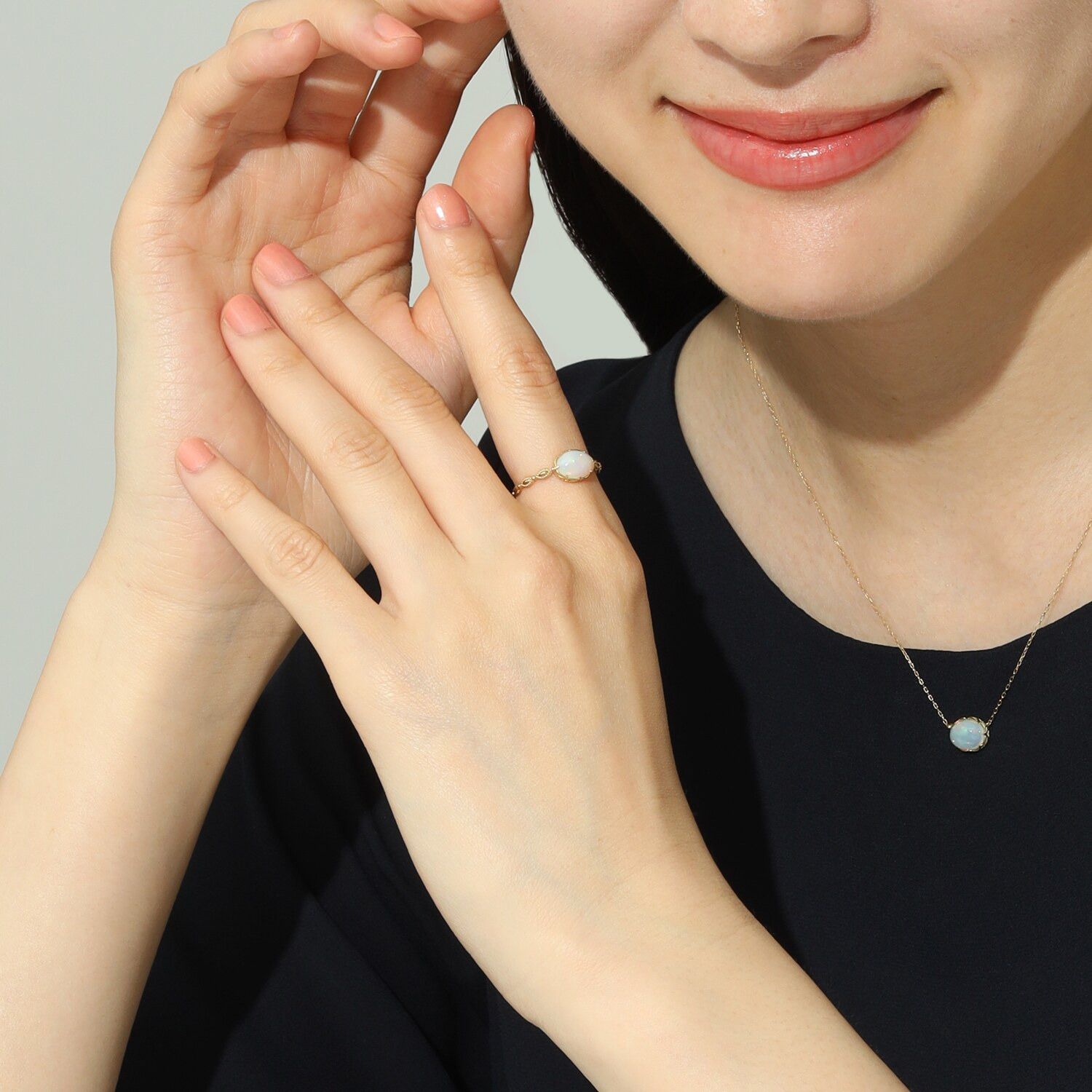 カレイドスコピオ 宝石界の万華鏡 １８Ｋ オパールリング
