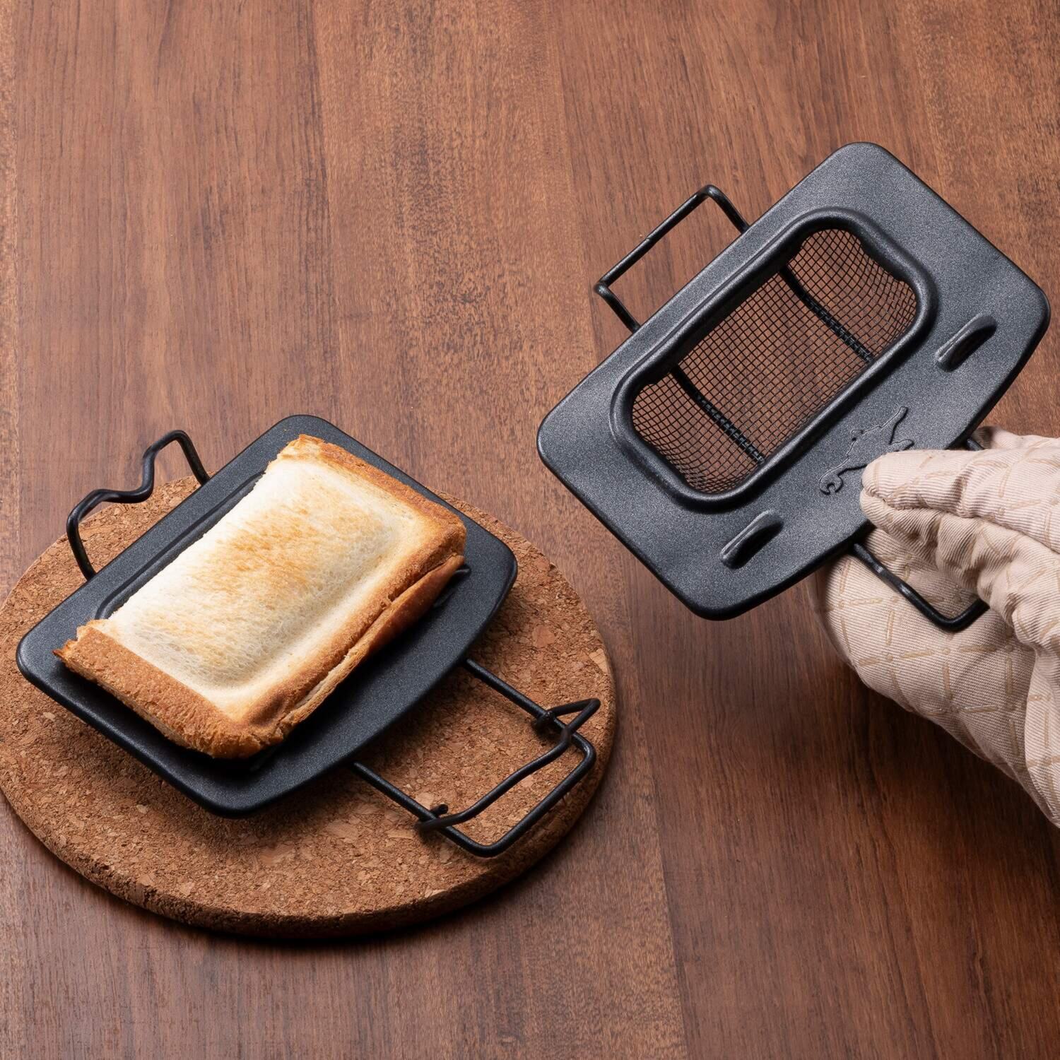 約０．２秒の瞬間発熱 高温で素早く焼き上げる！ アラジン グラファイトトースター 特別セット＜２枚焼き＞