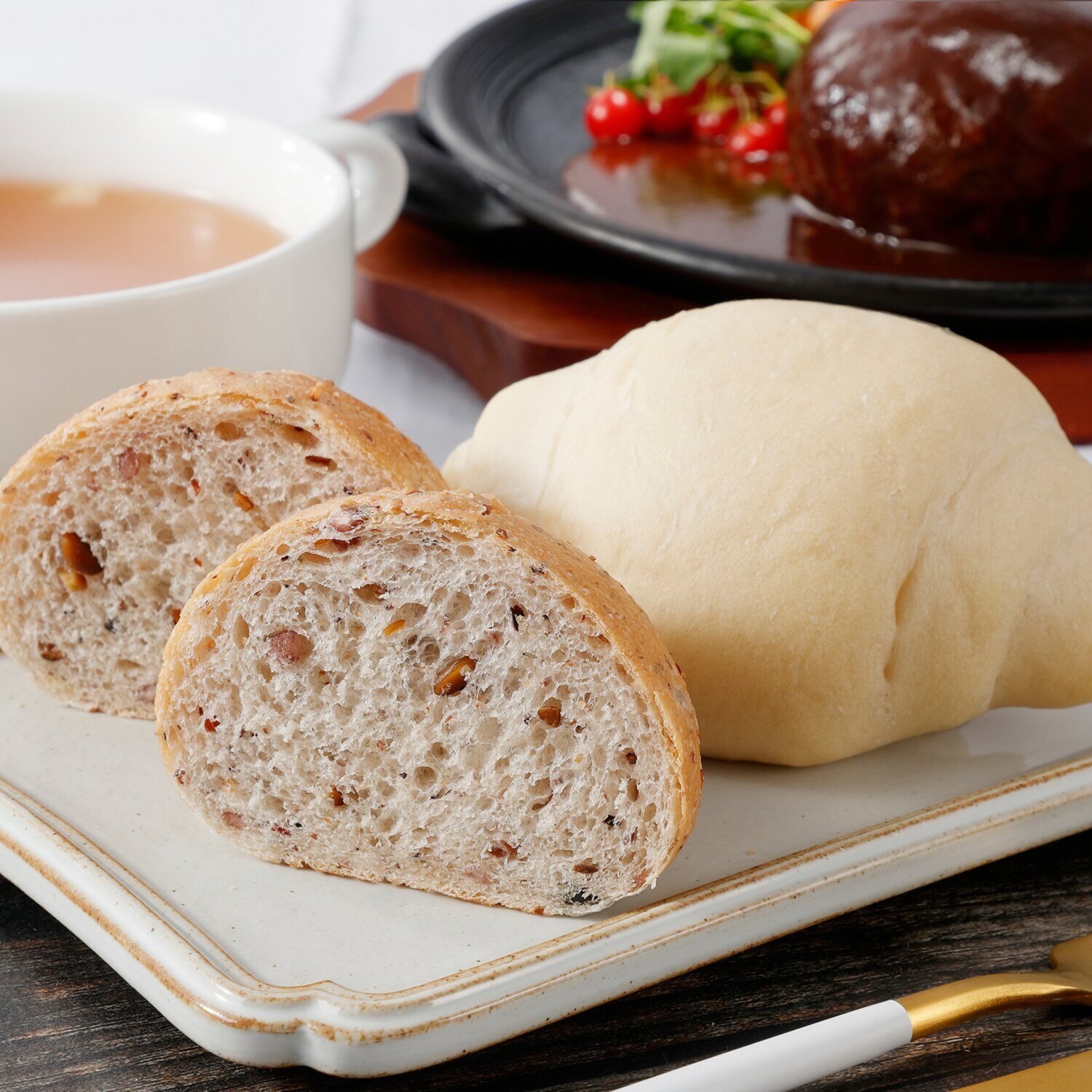白神こだま酵母使用！ 毎日食べたい こだわりパン２種 ４ヶ月頒布会
