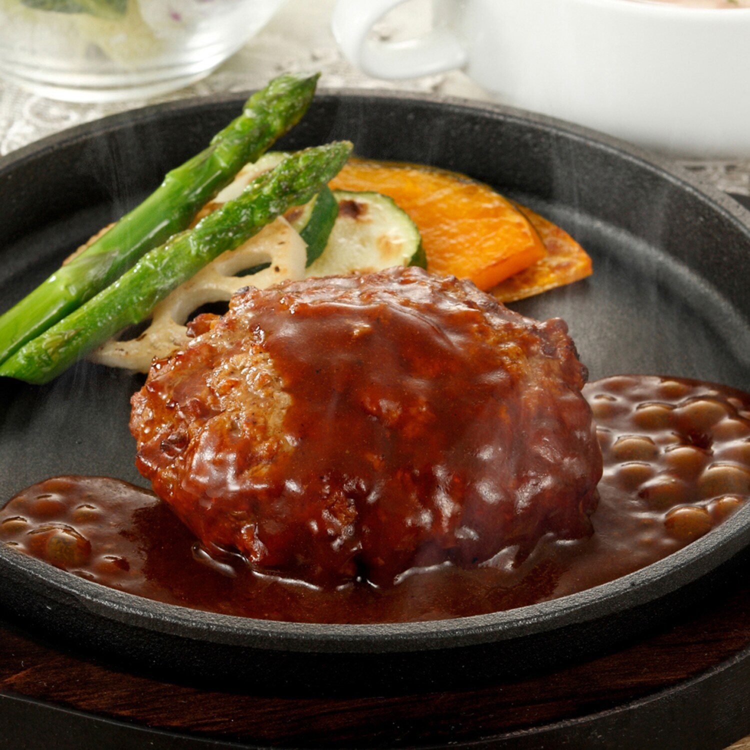 豪華　黒毛和牛！ 銘柄牛で味わう ハンバーグ４ヶ月頒布会