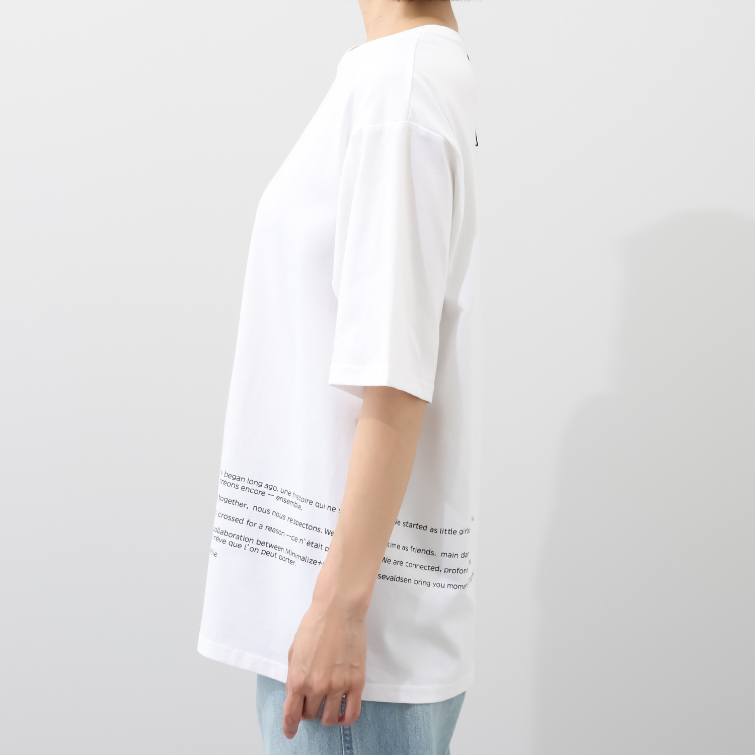 ミニマライズプラス＆ ミリーセヴァルセン スペシャルコラボ！ ブランドメッセージ プリントＴシャツ