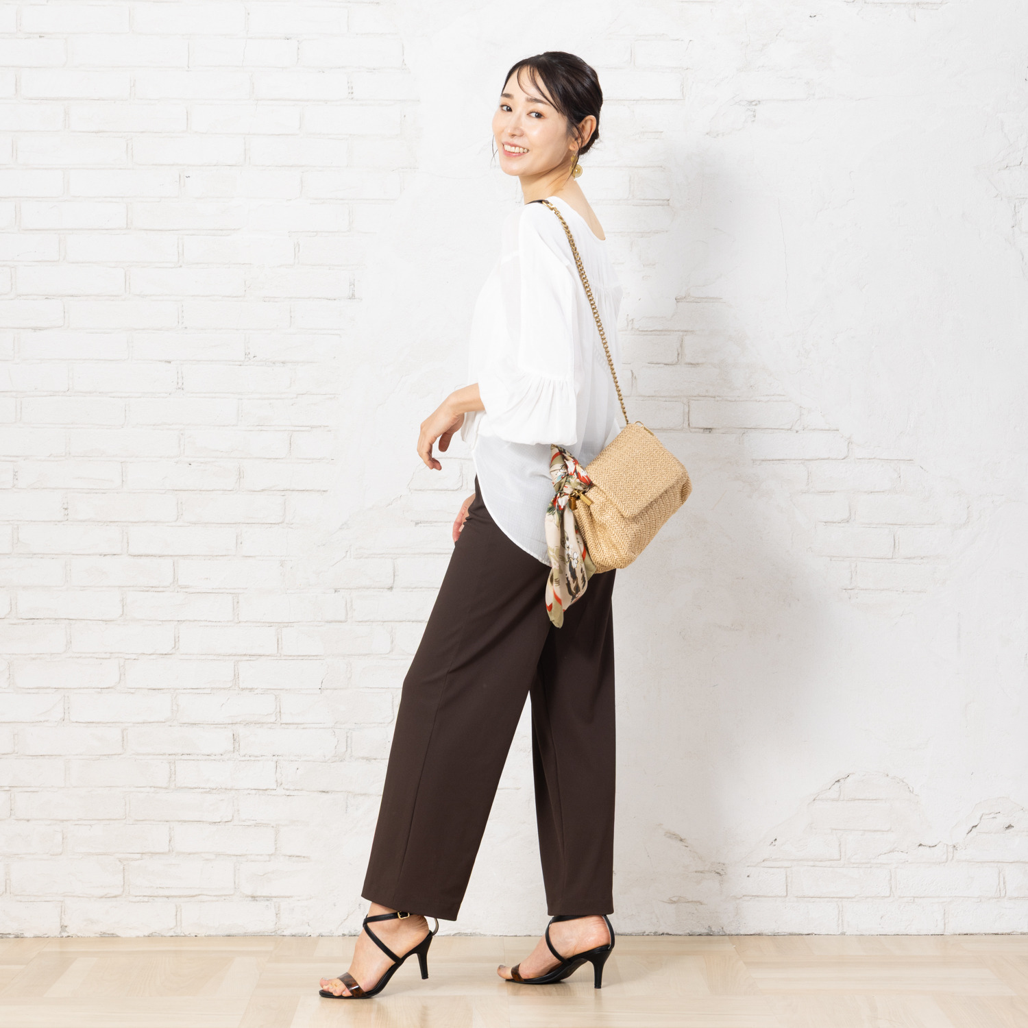 ピーツー 通気性がすごい！！！！！ メッシュなのに透けにくい ゆったりストレートパンツ ＜股下６８ｃｍ＞