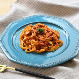 濃厚もちもち食感 肉の旨みを引き出した ボロネーゼ