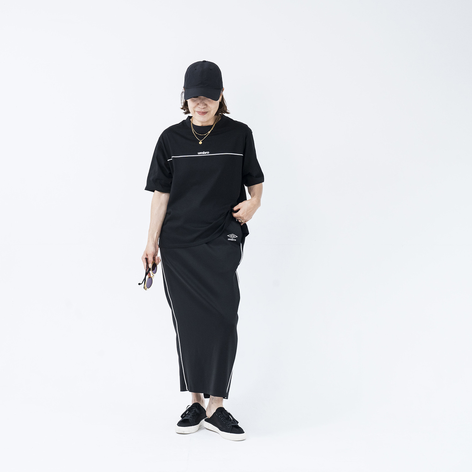 アンブロ グラフィックプリント ゆったりシルエット プルオーバー