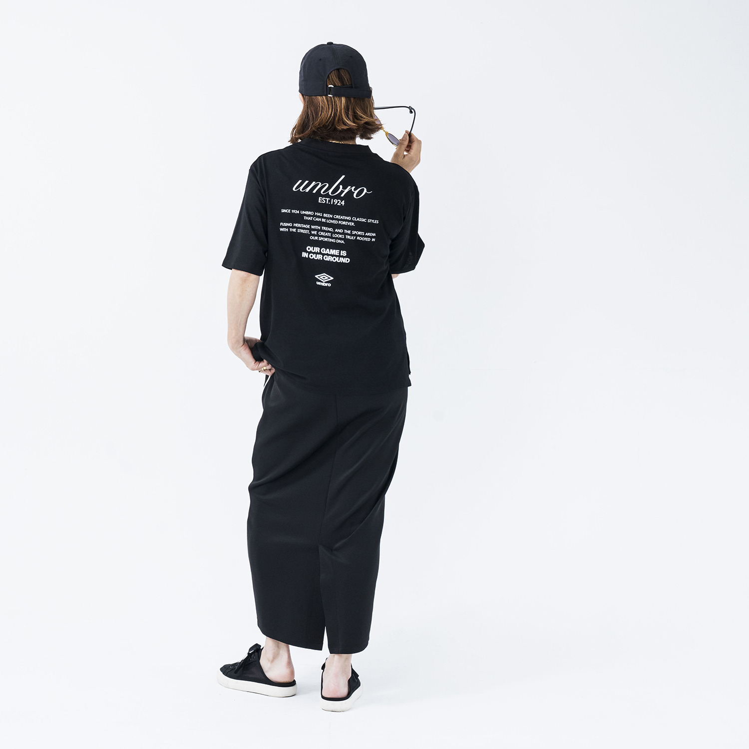 アンブロ グラフィックプリント ゆったりシルエット プルオーバー