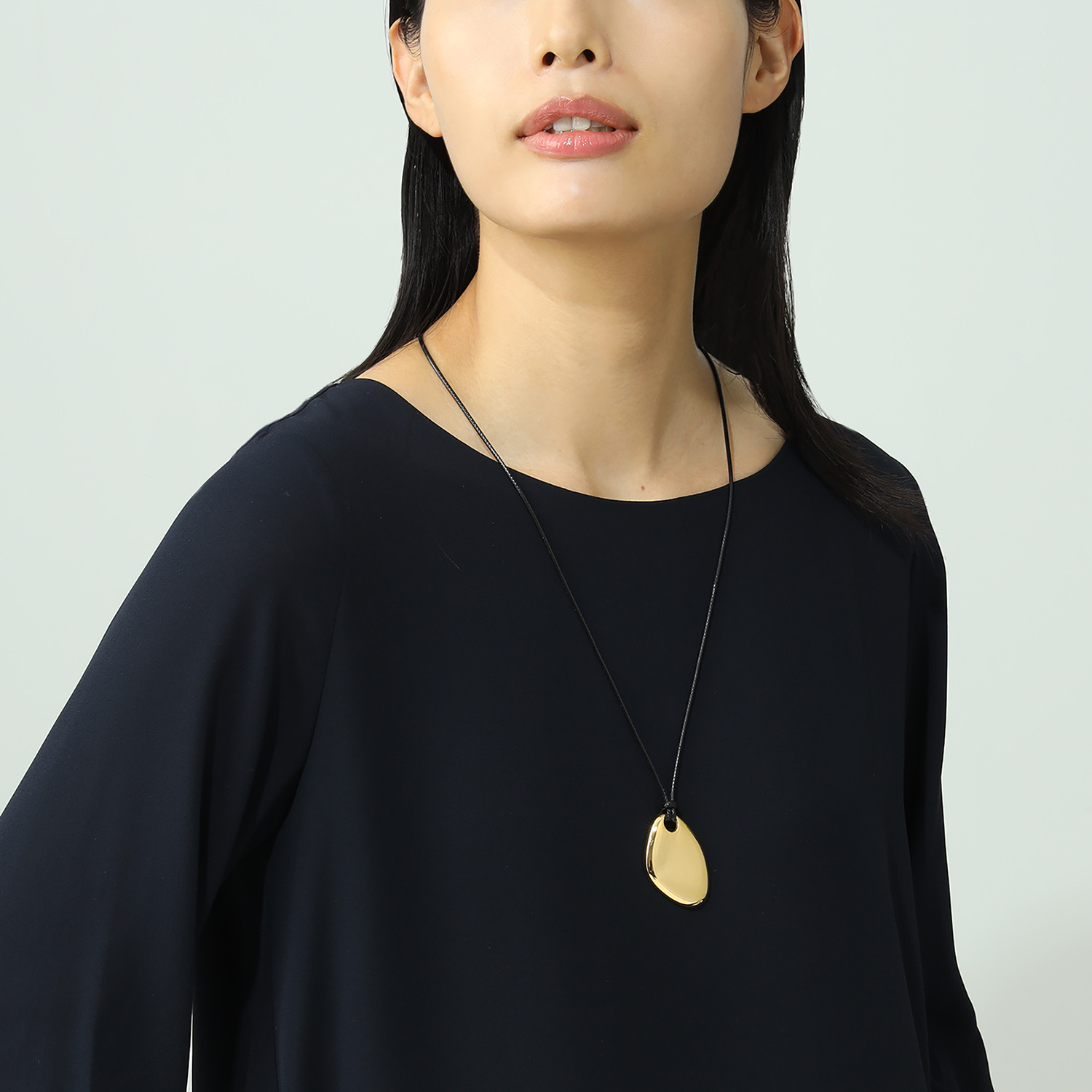 ステロ ステンレス アシンメトリーシェイプ シルクコードペンダント